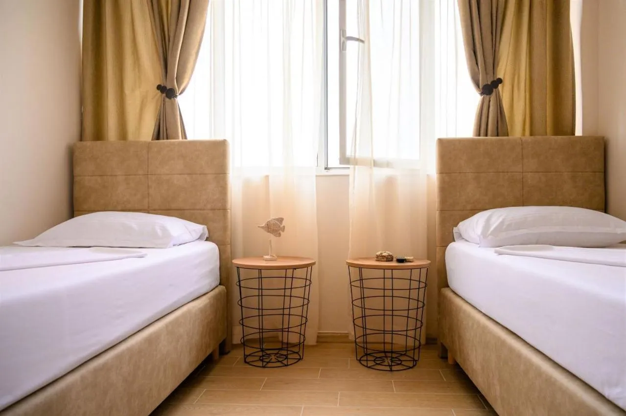 Bed in Effect Saint Mina