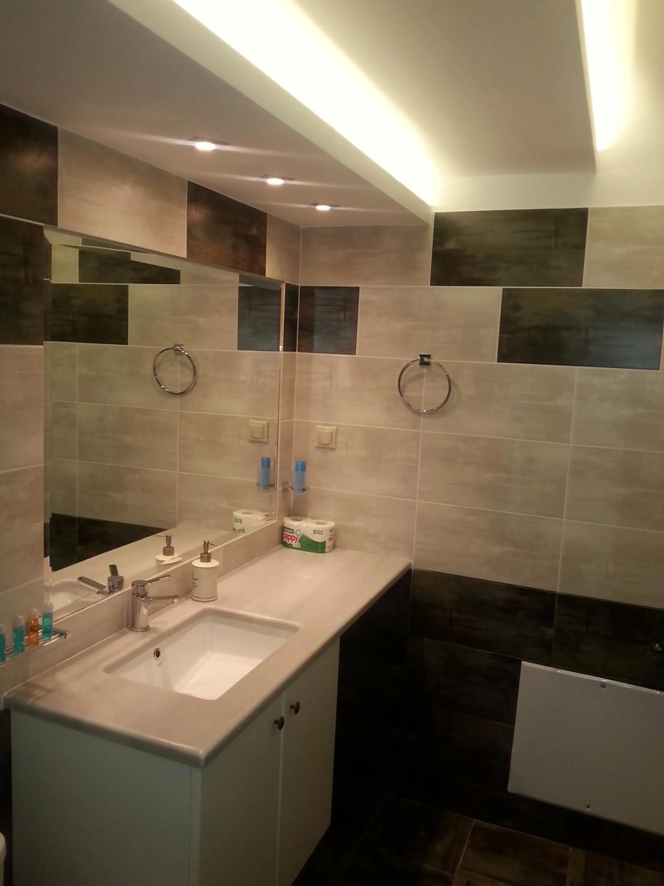 Bathroom in Giannis Village Resort