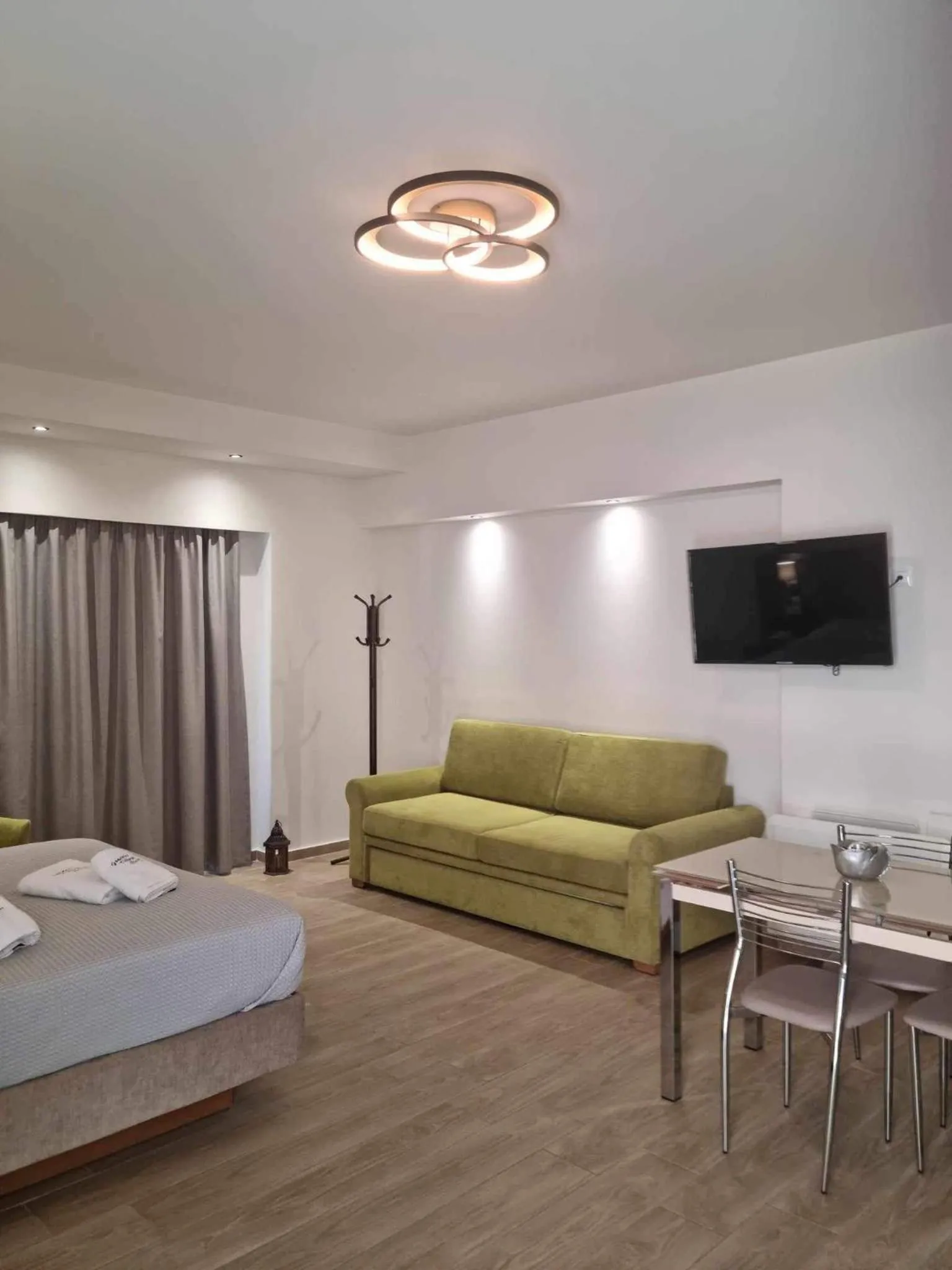 Photo of the whole room, Bed in Giannis Village Resort