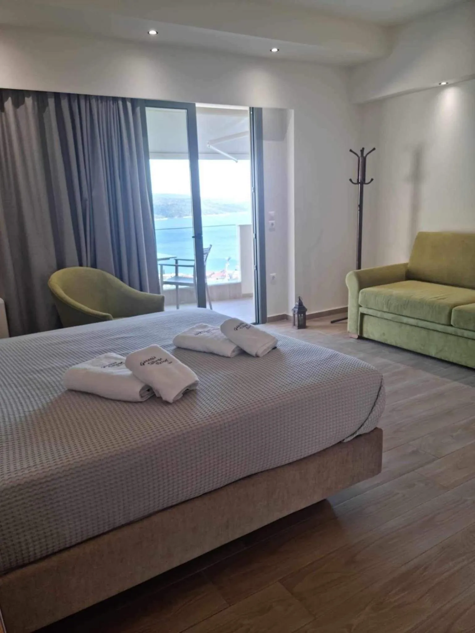 Bed in Giannis Village Resort