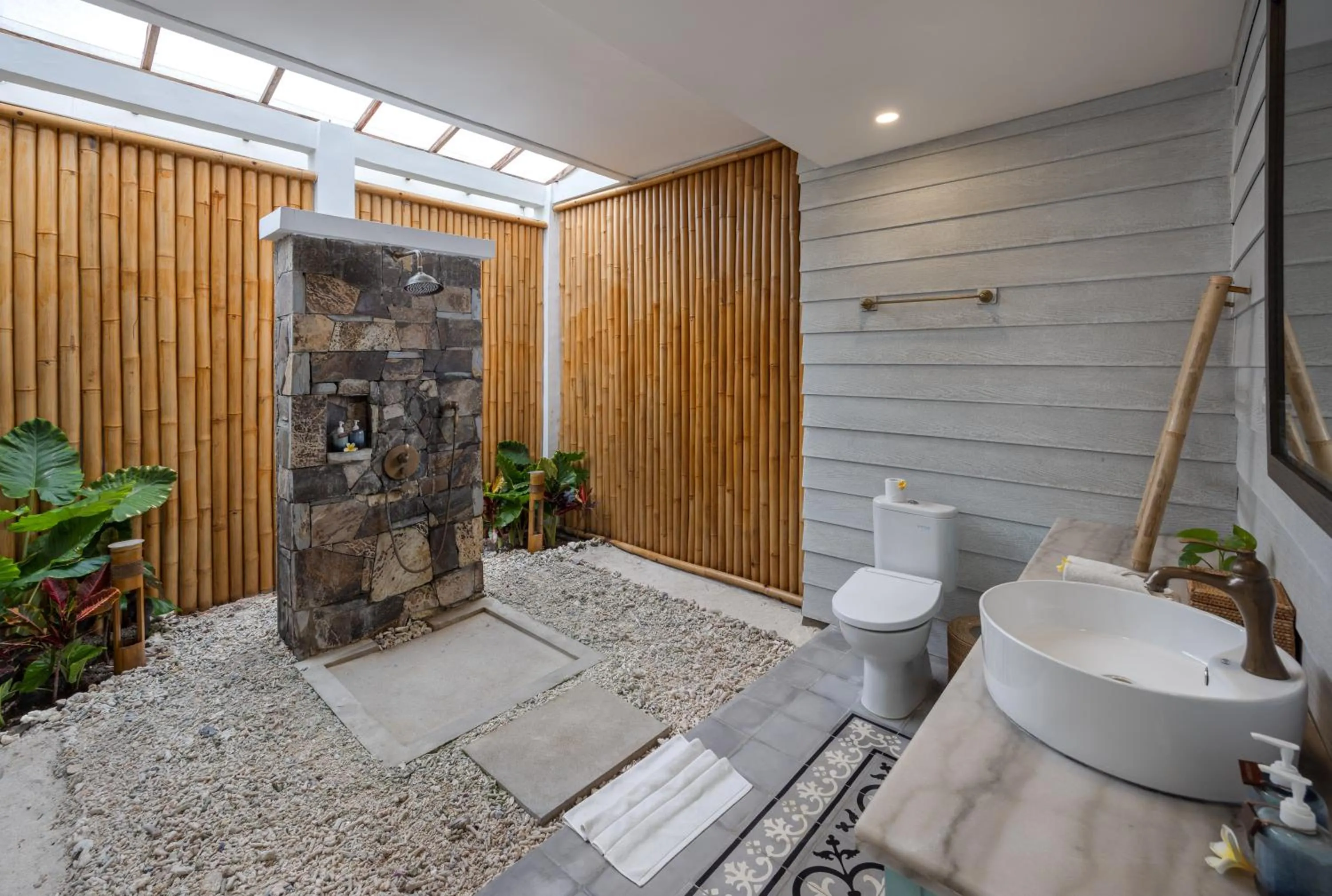 Shower in Kardia Resort Gili Trawangan A Pramana Experience