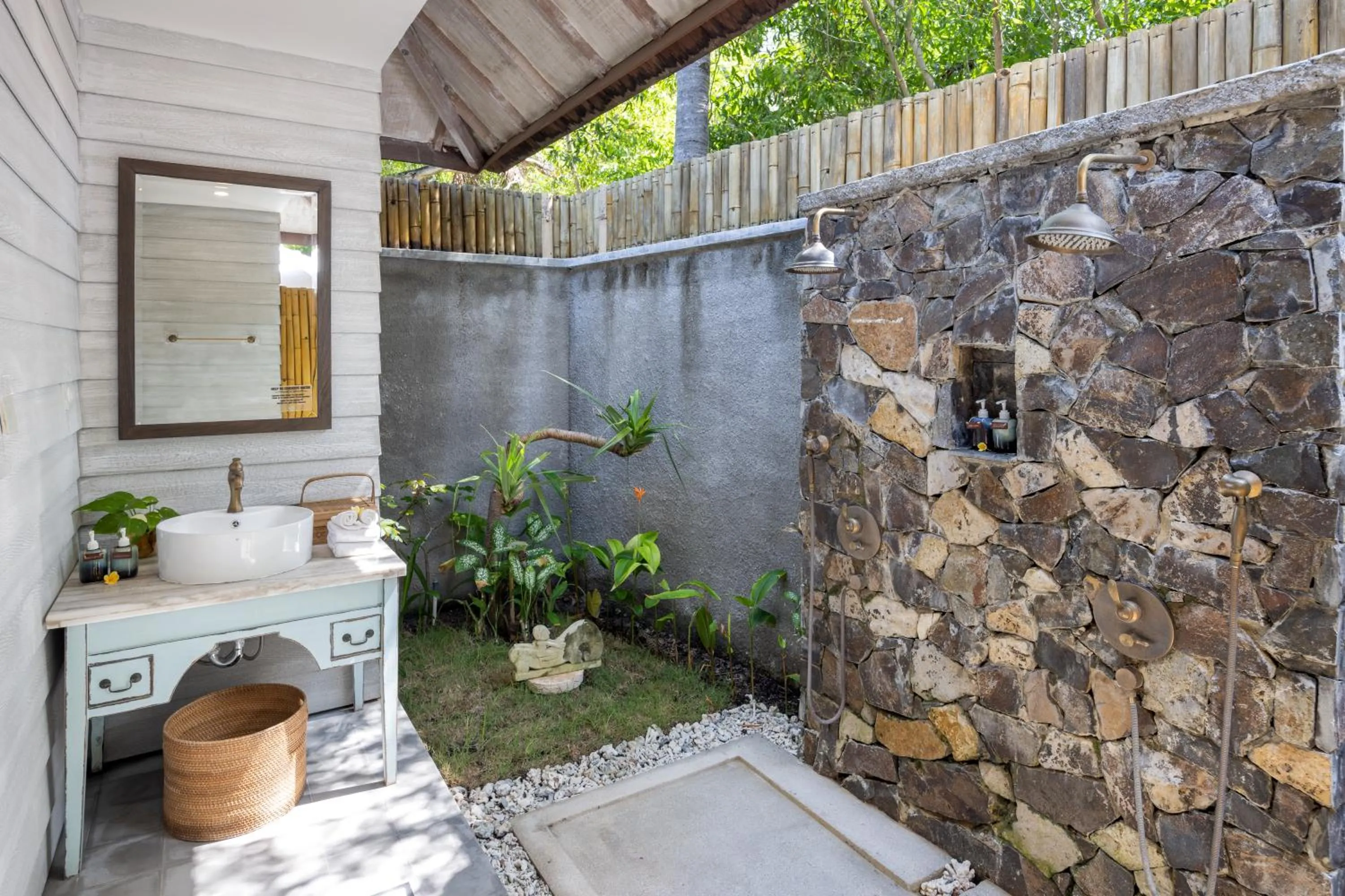 Toilet in Kardia Resort Gili Trawangan A Pramana Experience