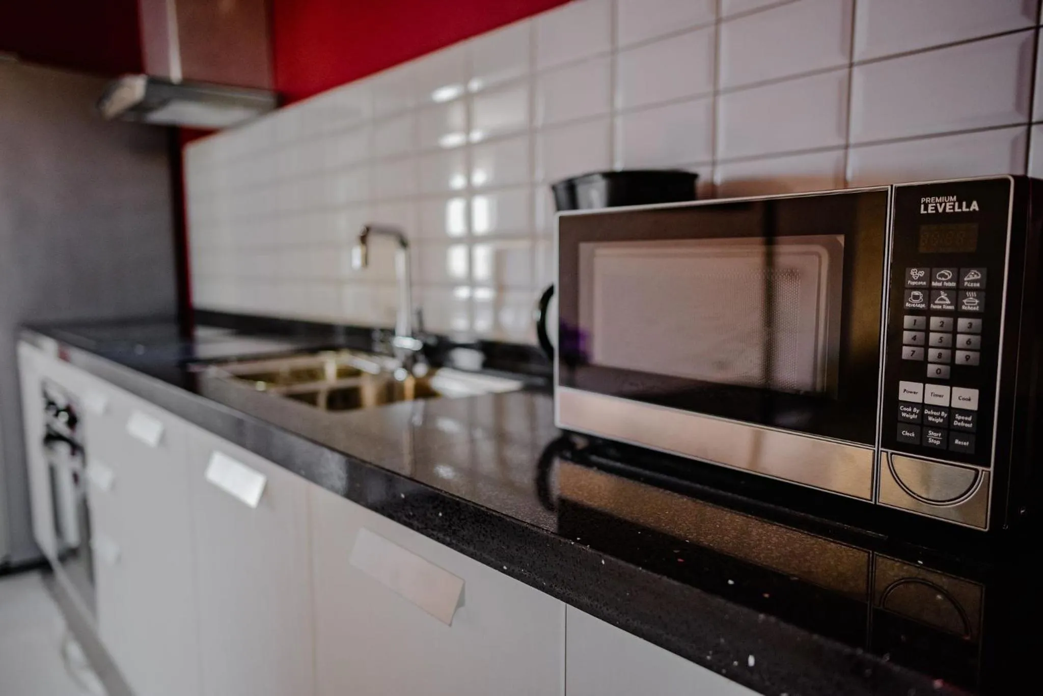 kitchen in Elegant 2-bedroom apartment 2 km from Eagle beach
