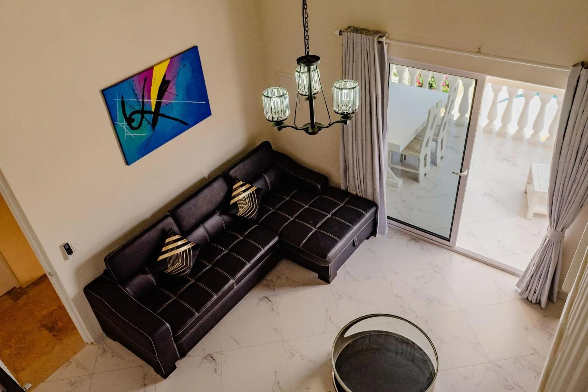 Seating area in Elegant 2-bedroom apartment 2 km from Eagle beach