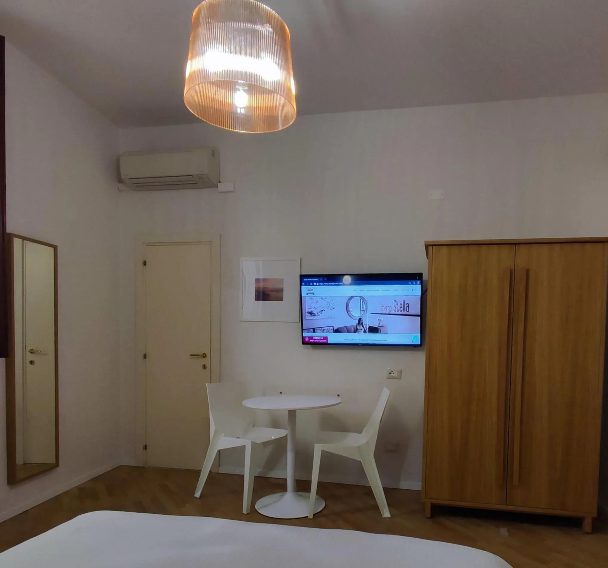 Photo of the whole room, Bed in Stella CasaBono