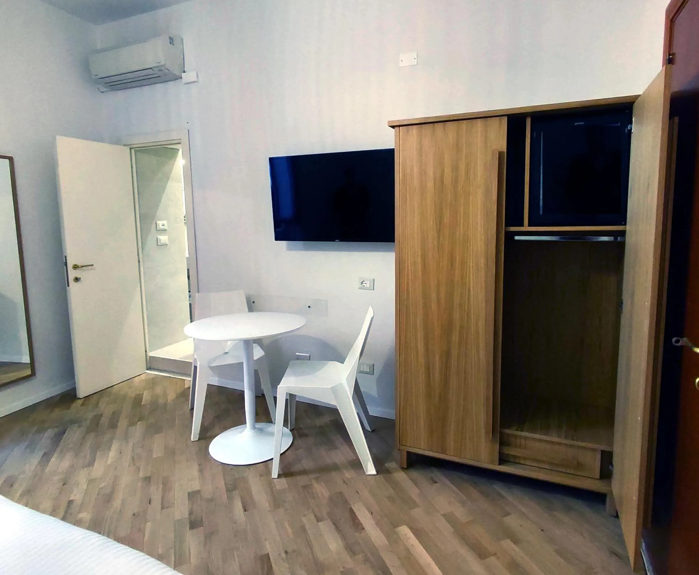 wardrobe in Stella CasaBono