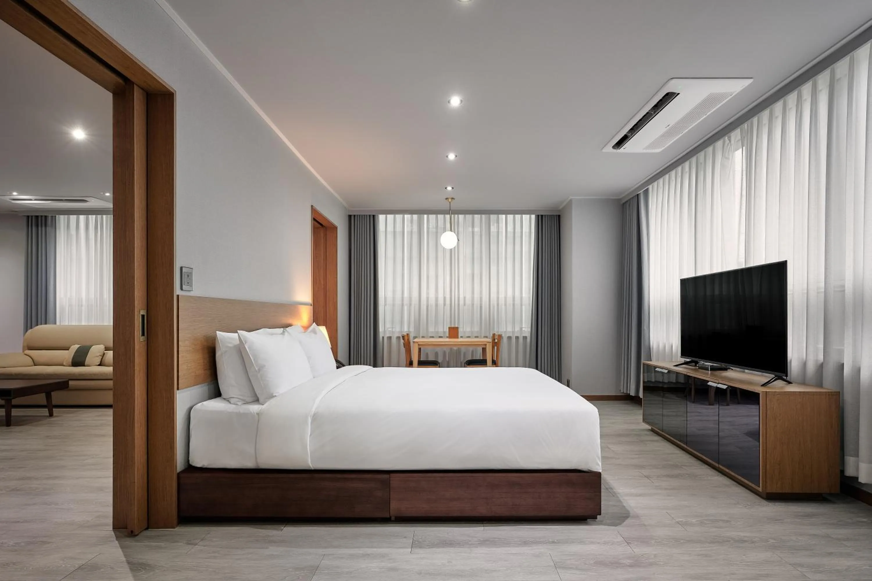 Decorative detail, Bed in Ramada Hotel and Suites Seoul Namdaemun