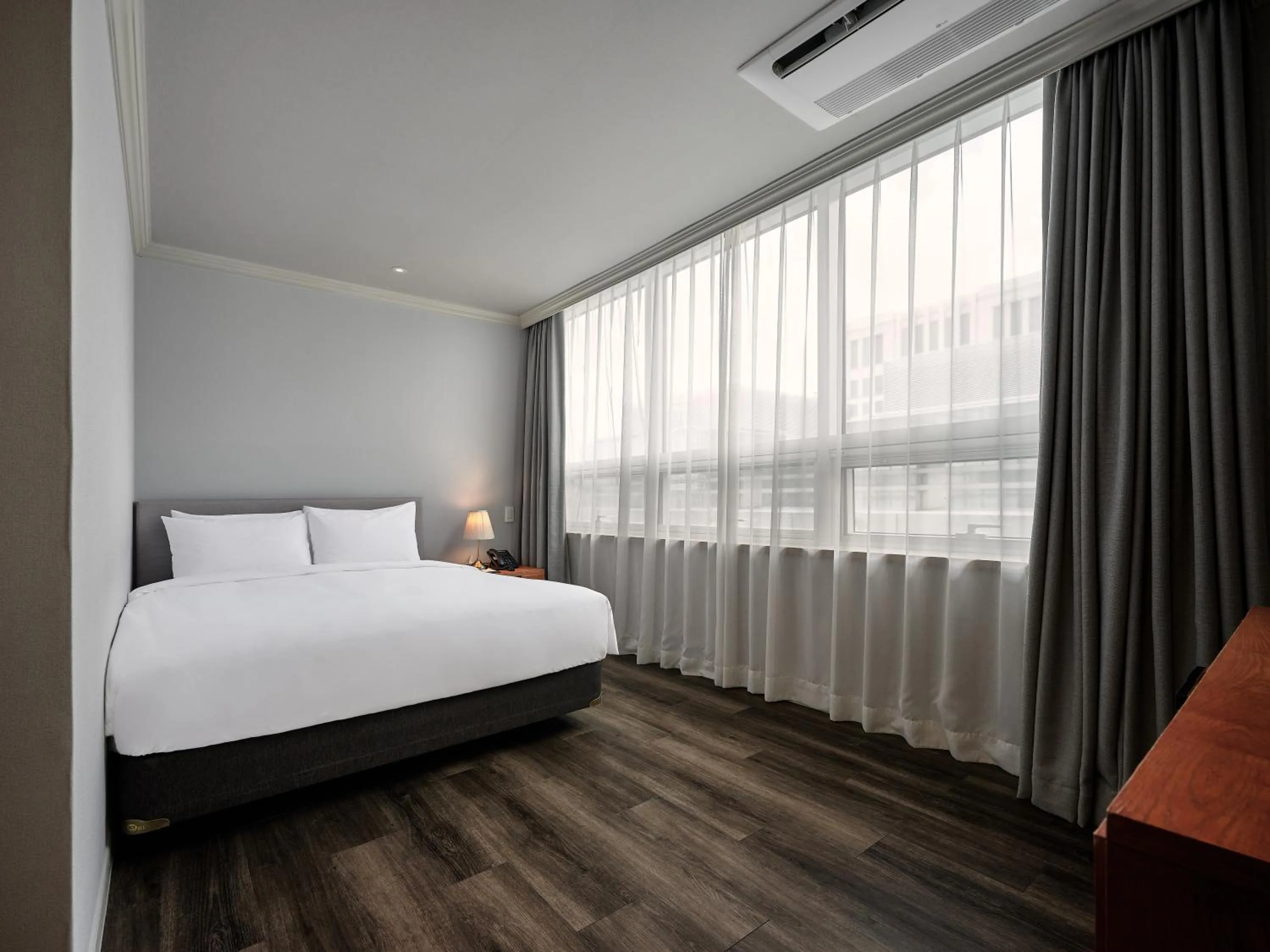 Decorative detail, Bed in Ramada Hotel and Suites Seoul Namdaemun