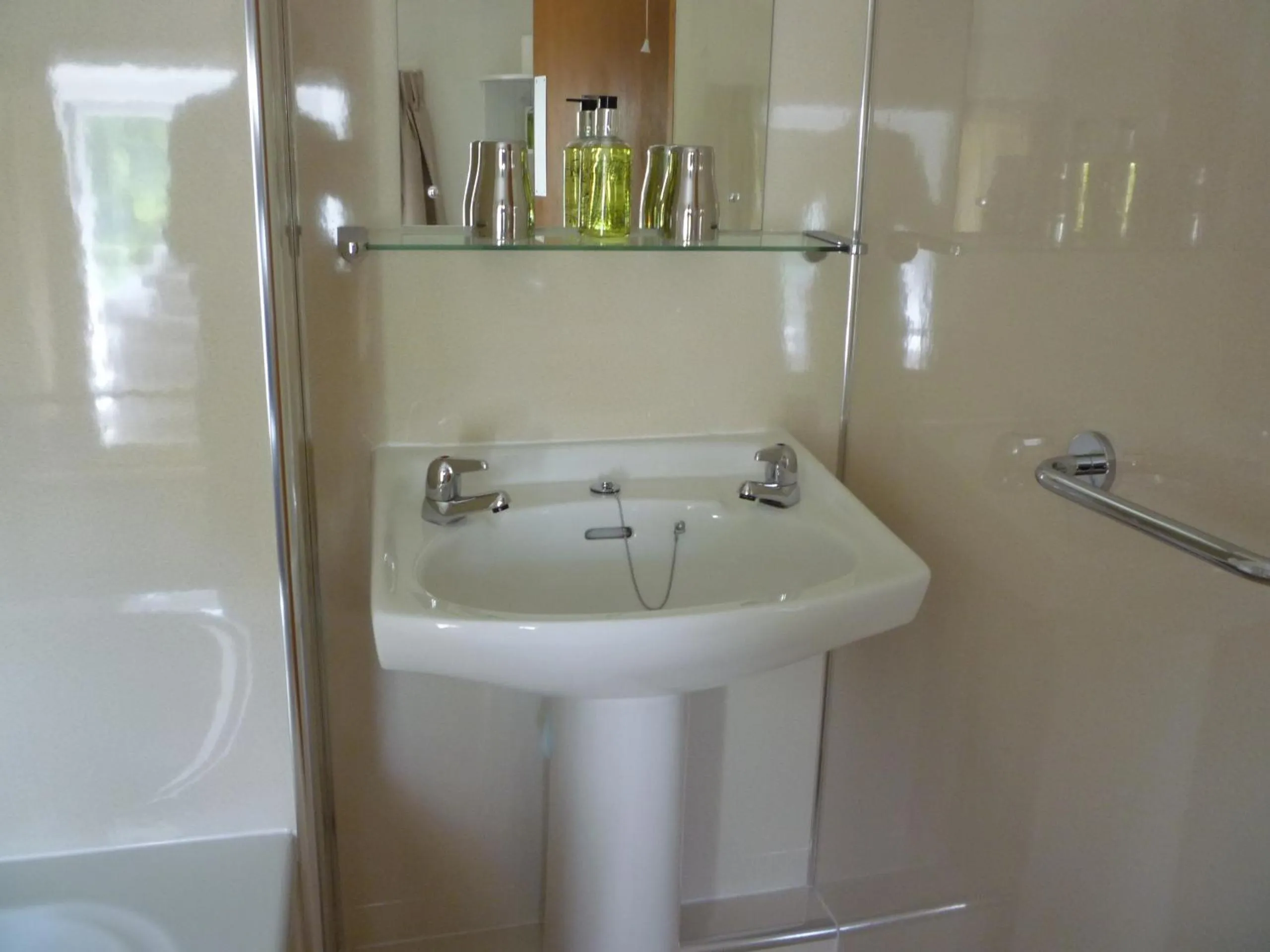 Bathroom in Rye Hill Farm