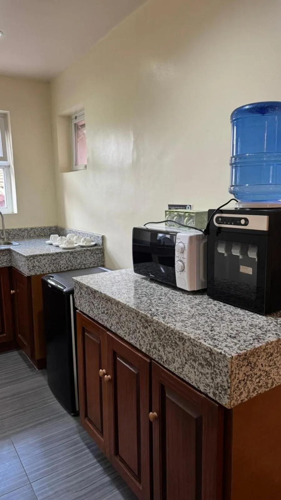 Elliannah Pines Hotel