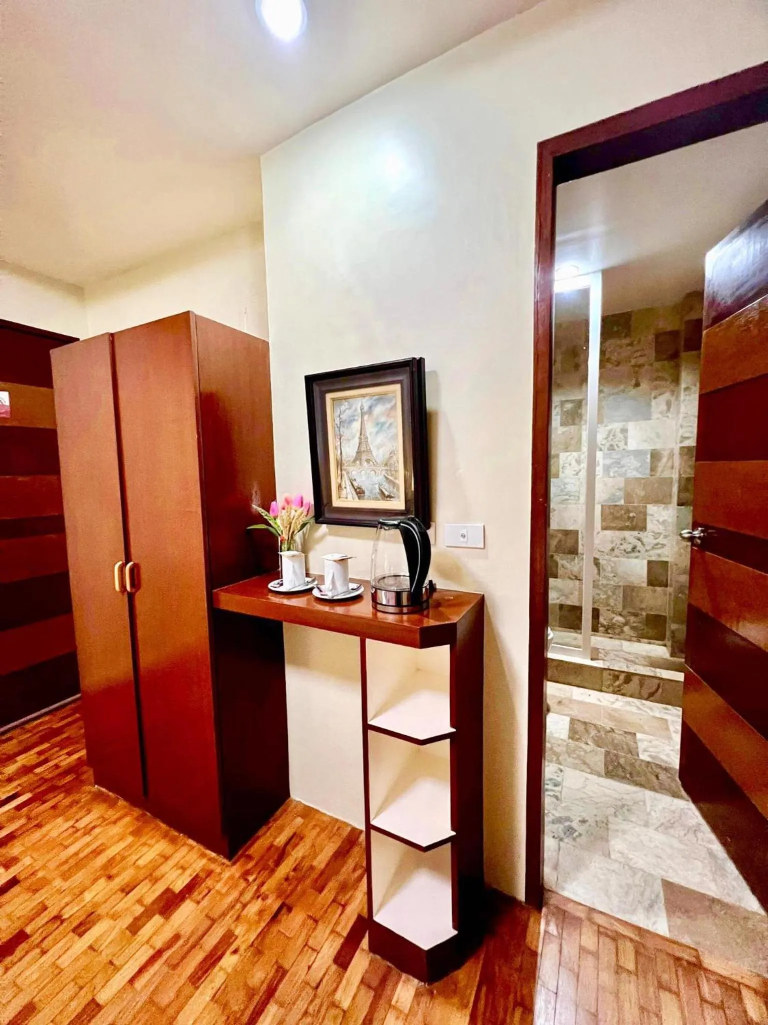 Bedroom in La Presca Hotel