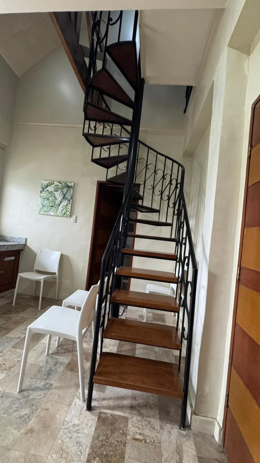 Elliannah Pines Hotel