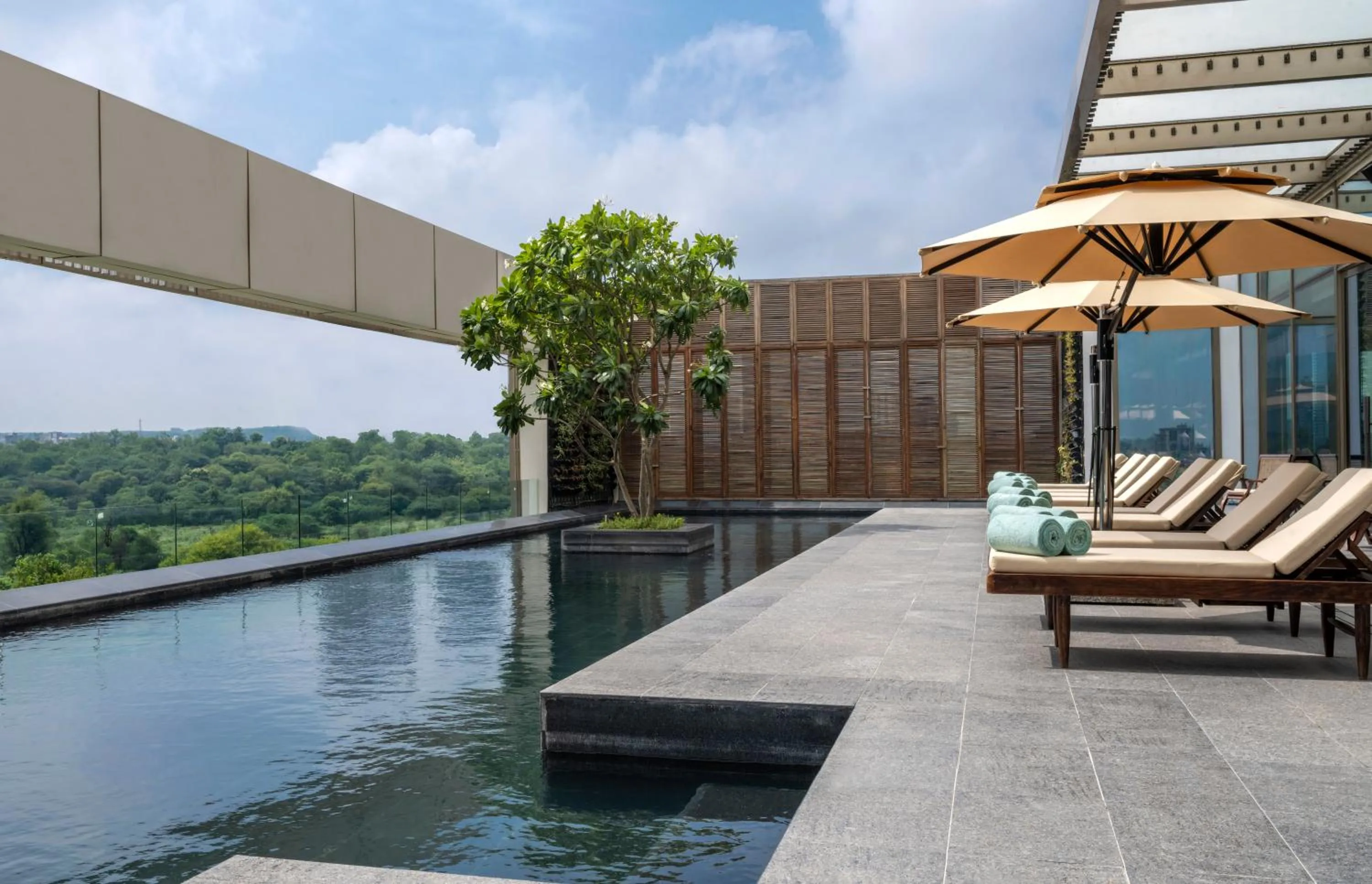 Swimming pool in Grand Hyatt Gurgaon