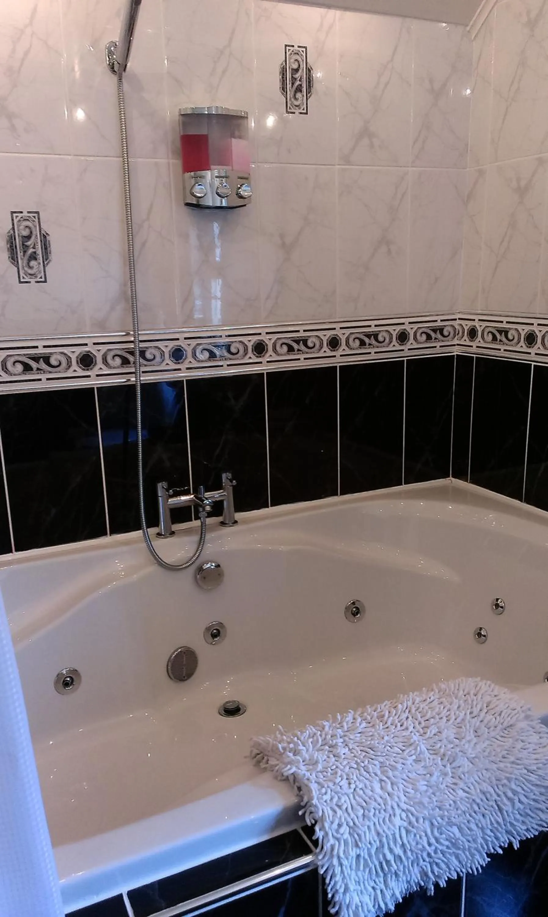 Bathroom in Min y Don Guest House