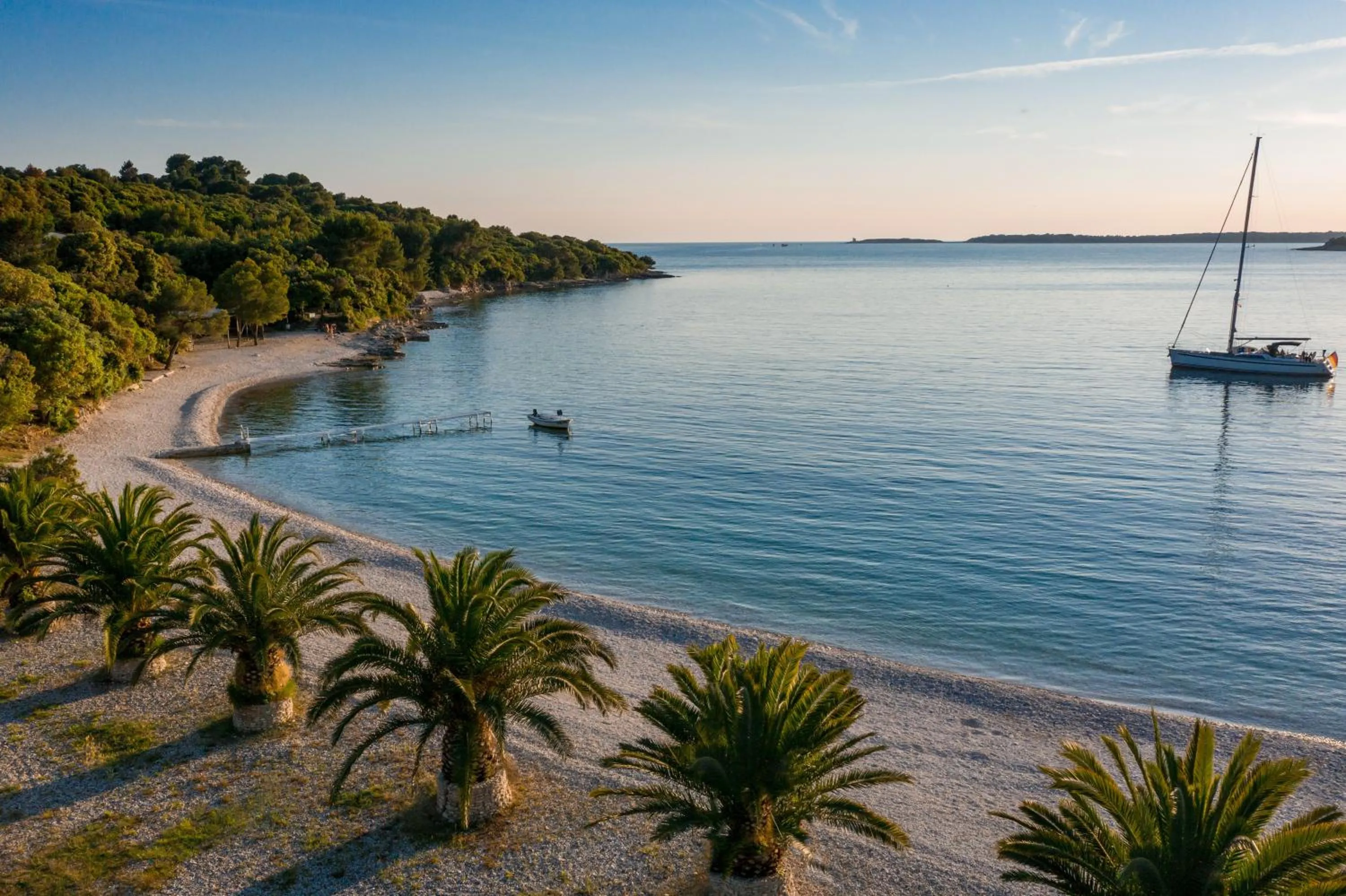 Beach in Happy Camp Mobile Homes in Brioni Sunny Camping