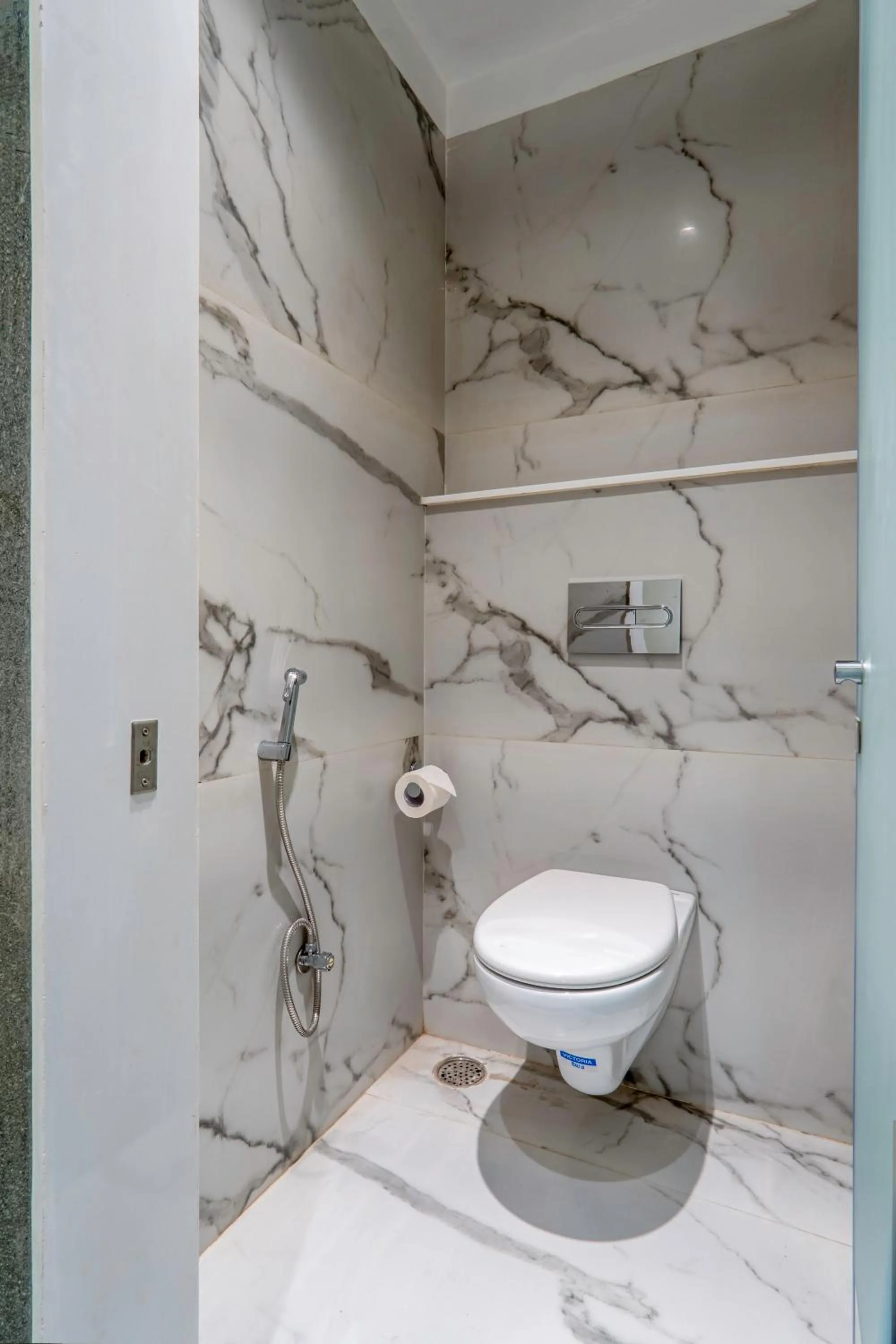 Bathroom in Le ROI Express Paharganj