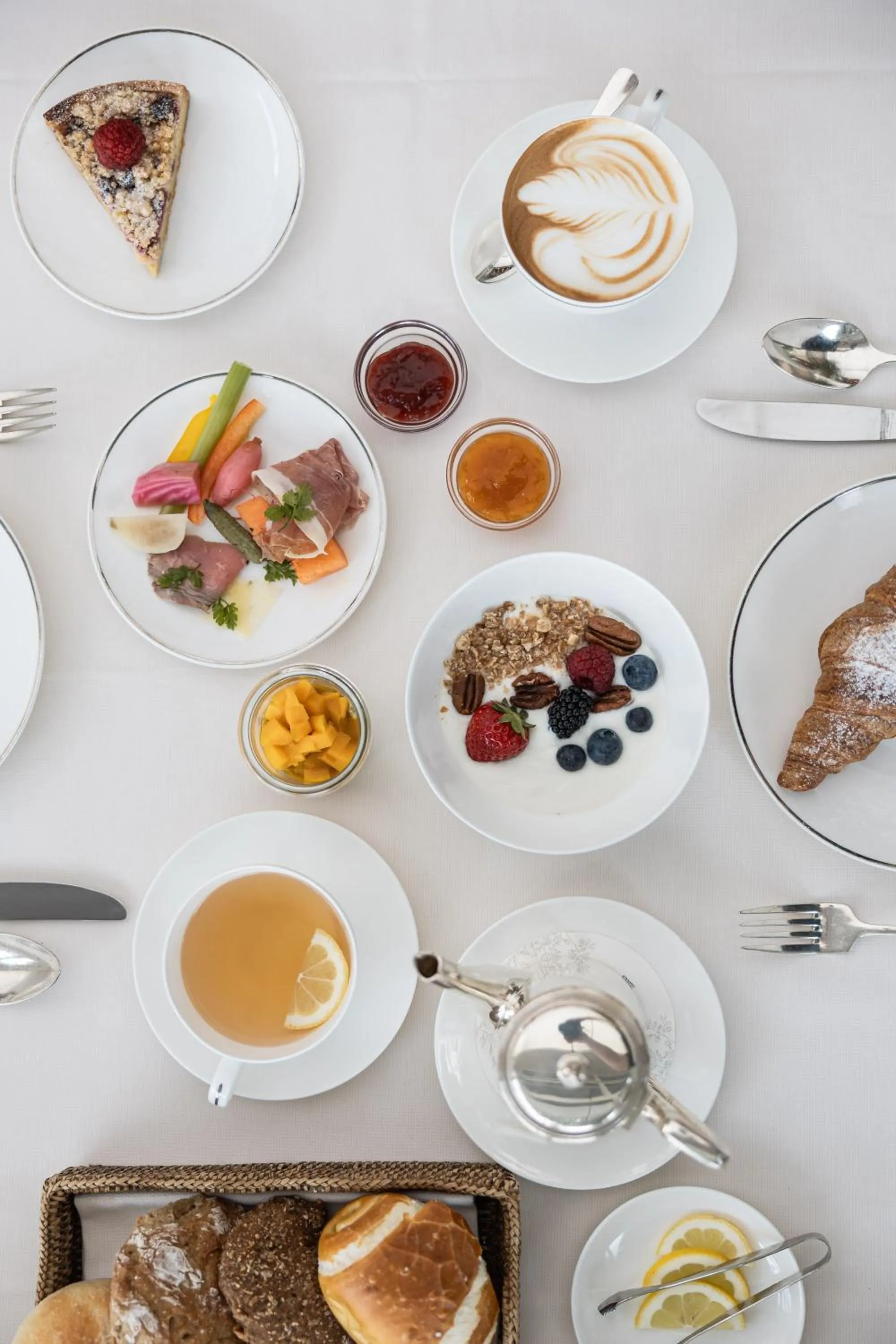 Breakfast in Relais & Chateaux Hotel Castel Fragsburg