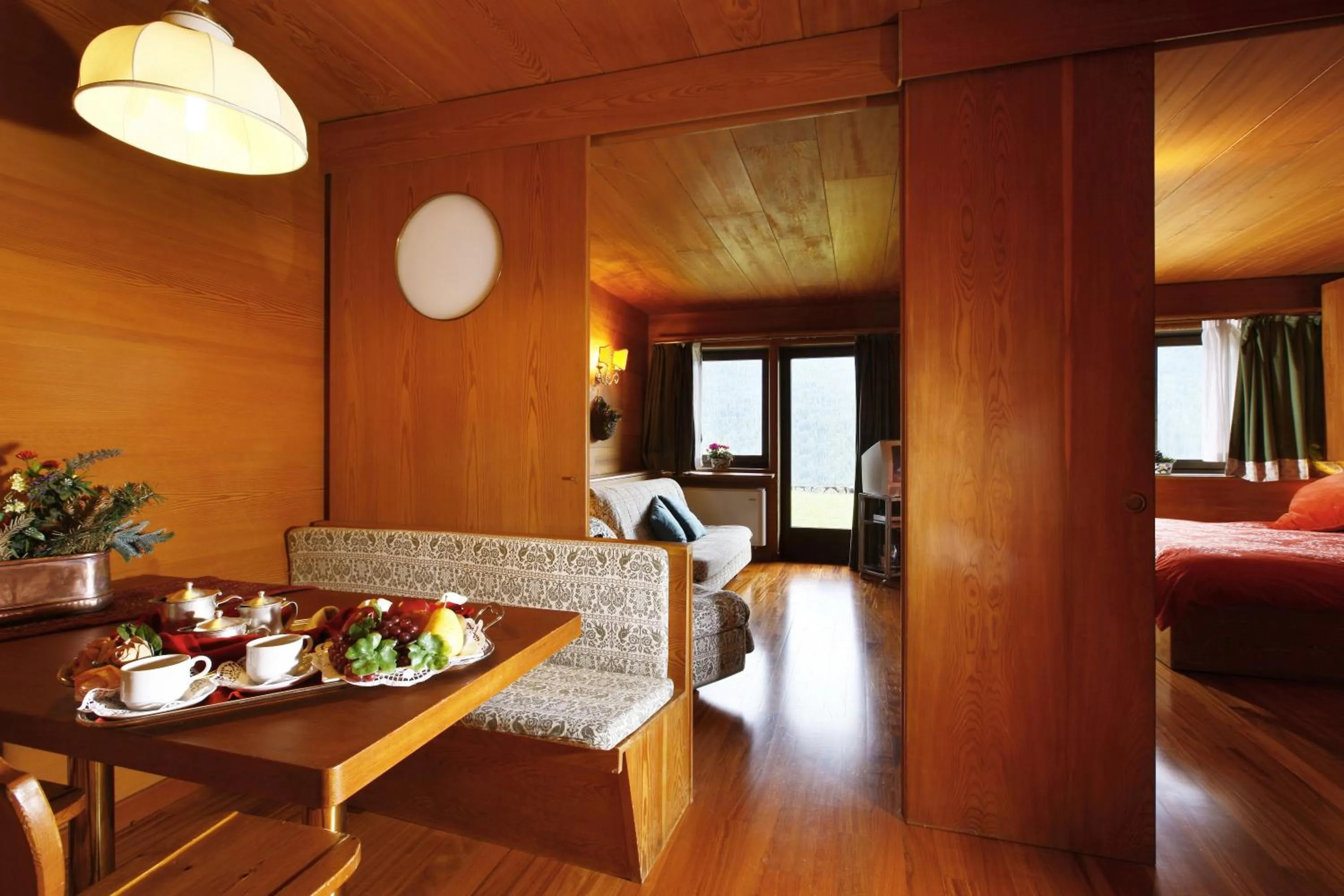 Photo of the whole room, Bed in Hotel Mirage