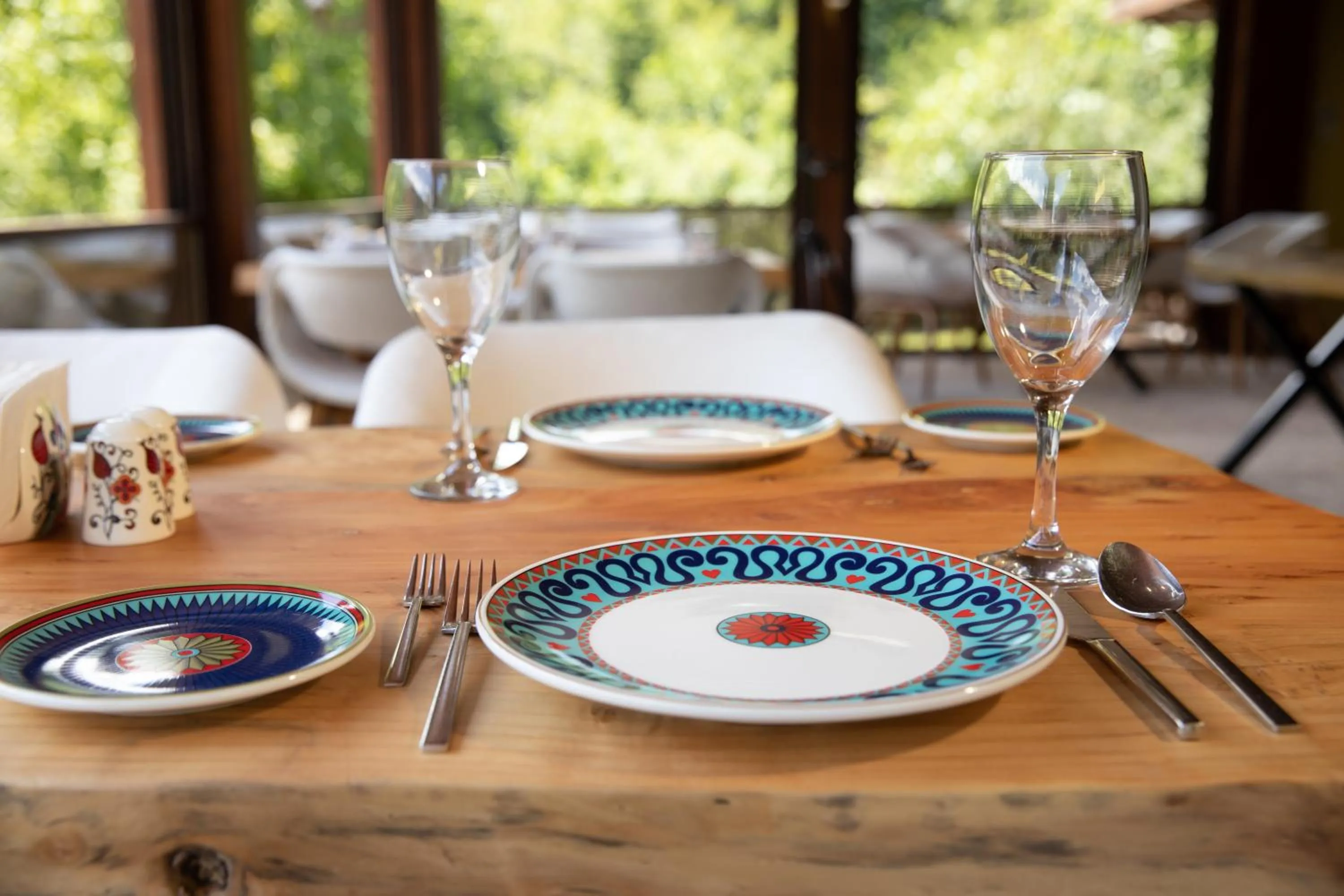 Restaurant/places to eat in Casa Giallo Managed By Dedeman