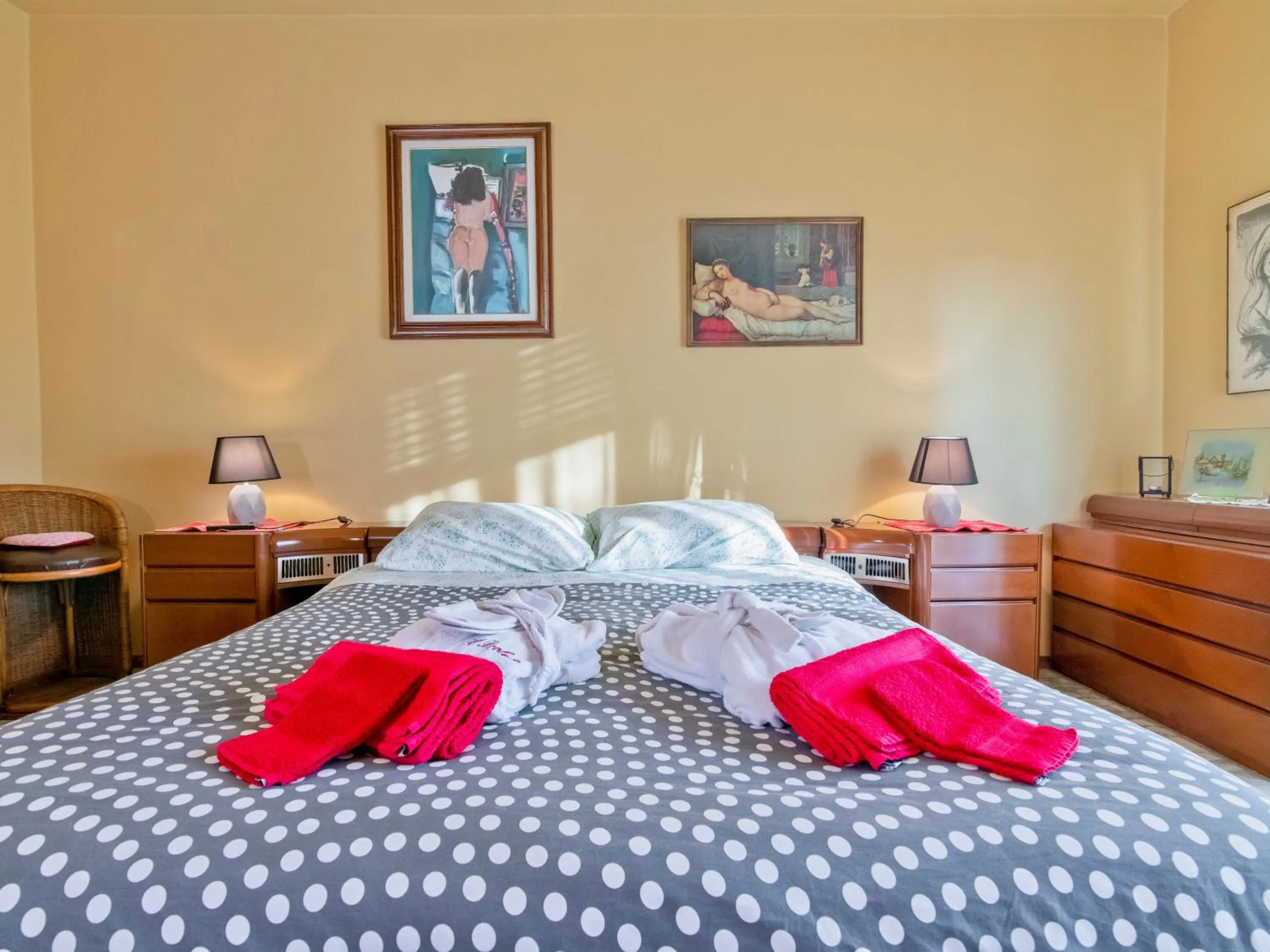 Bedroom, Bed in Il Broletto B&B