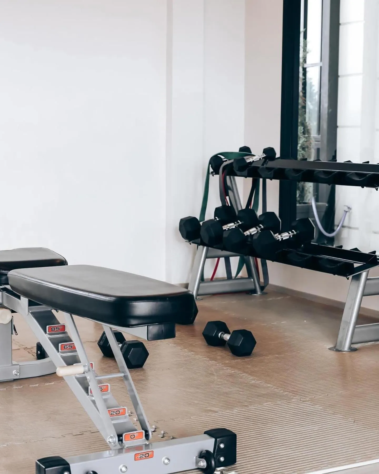Fitness centre/facilities in Leon Lasalle Hotel and Residences