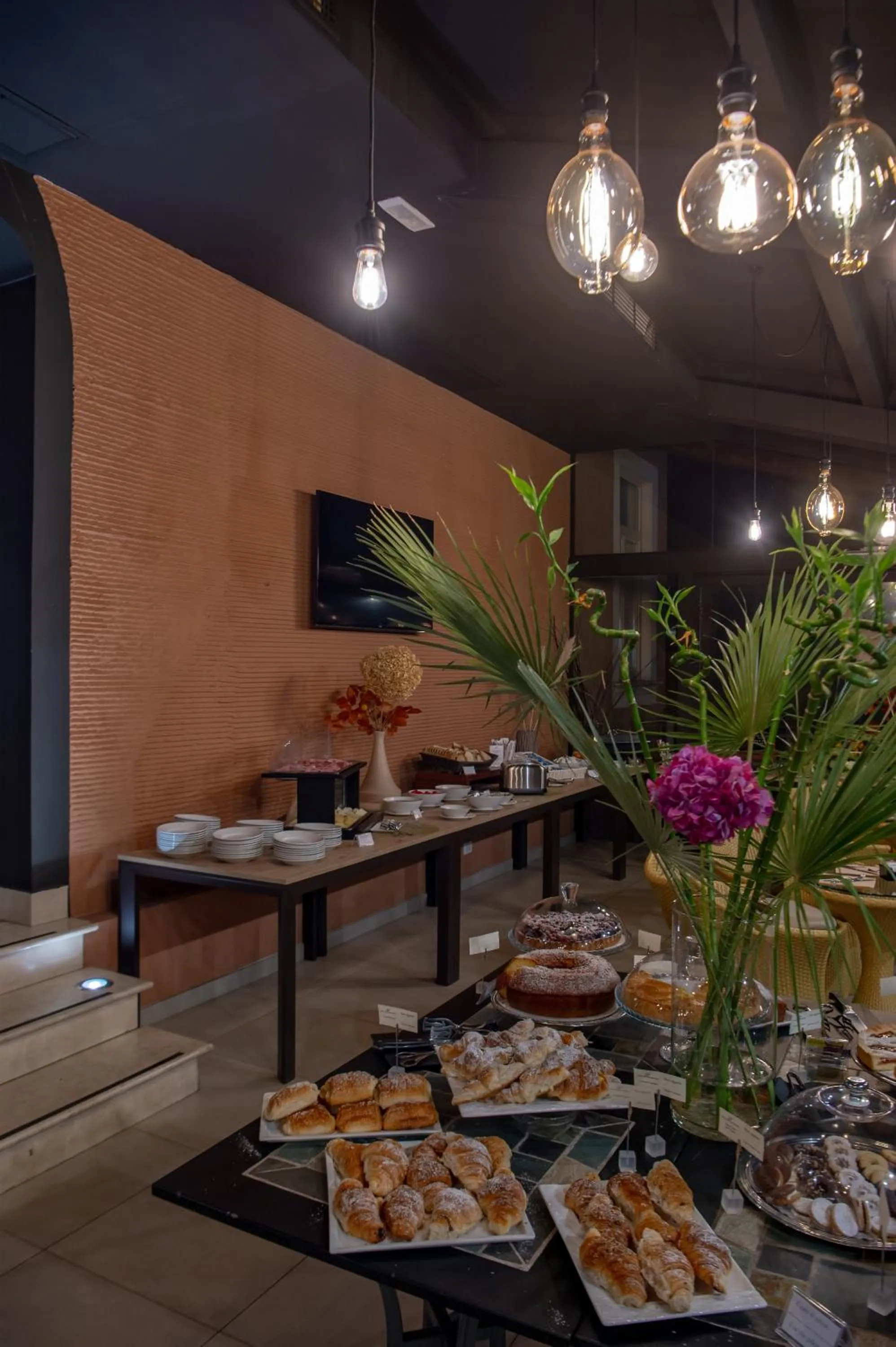 Breakfast in Hotel Principe Torlonia