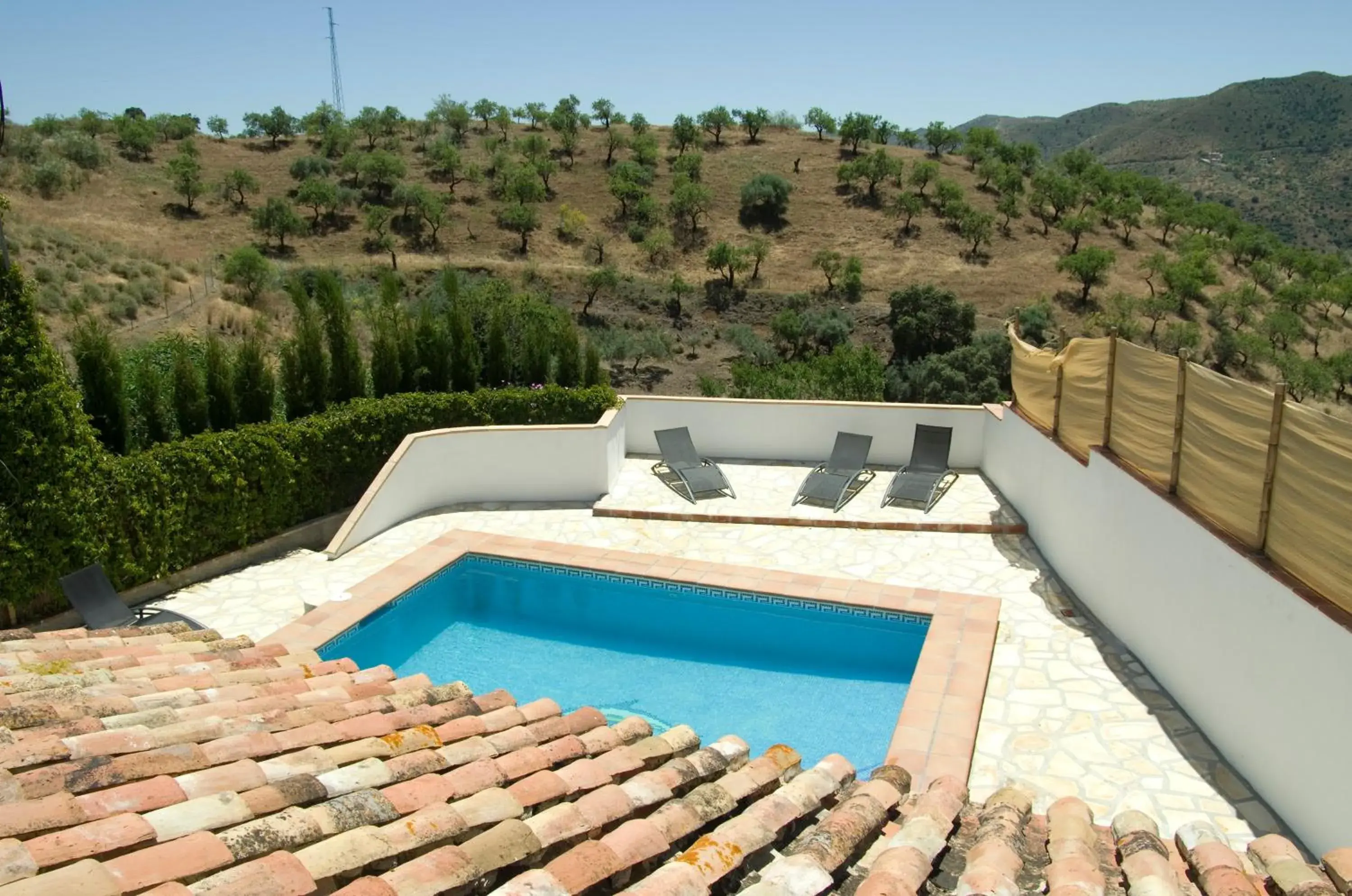 Rural Montes Málaga: Cortijo La Palma Rural Montes Málaga: Cortijo La Palma