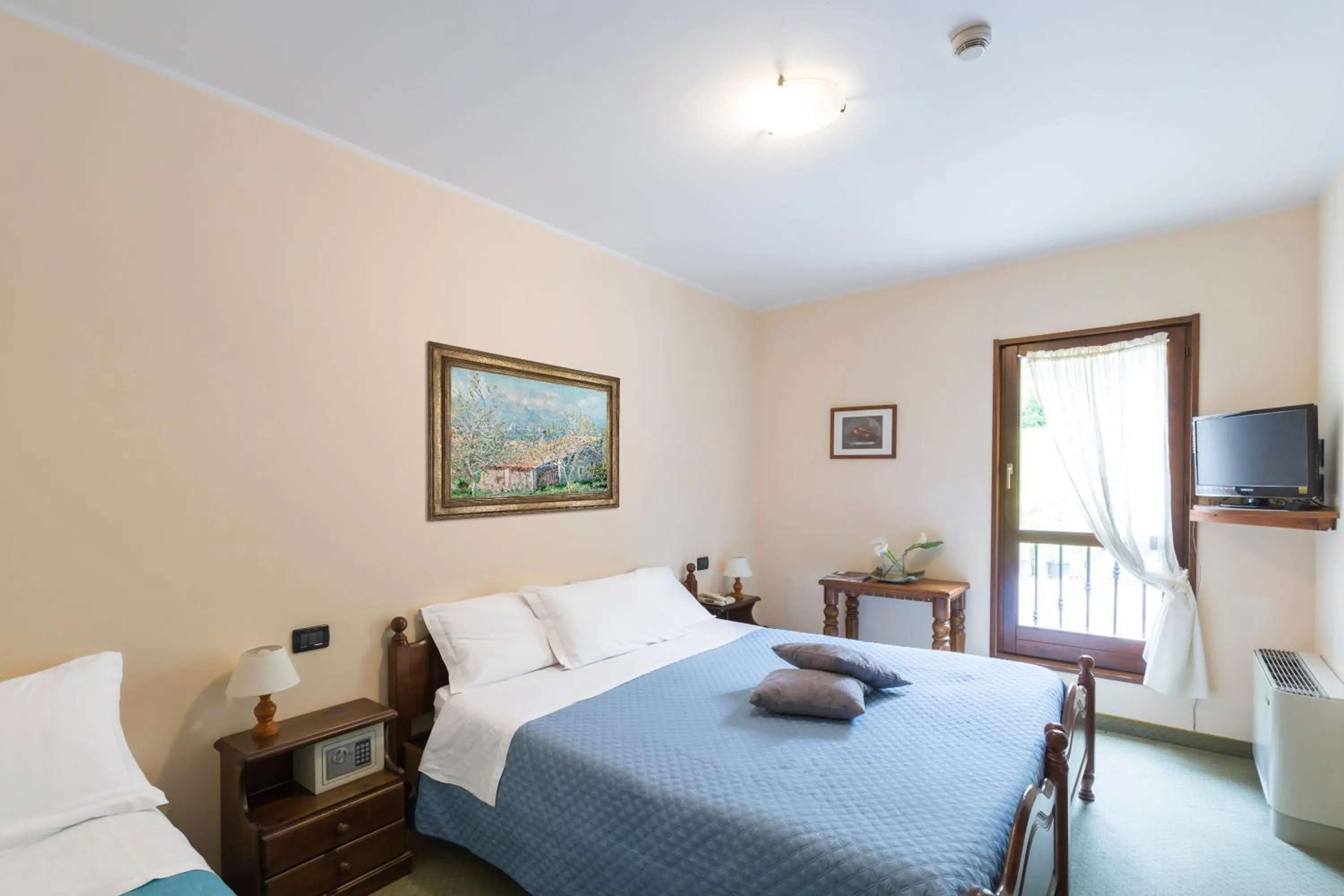 Photo of the whole room, Bed in Hotel Conca Verde