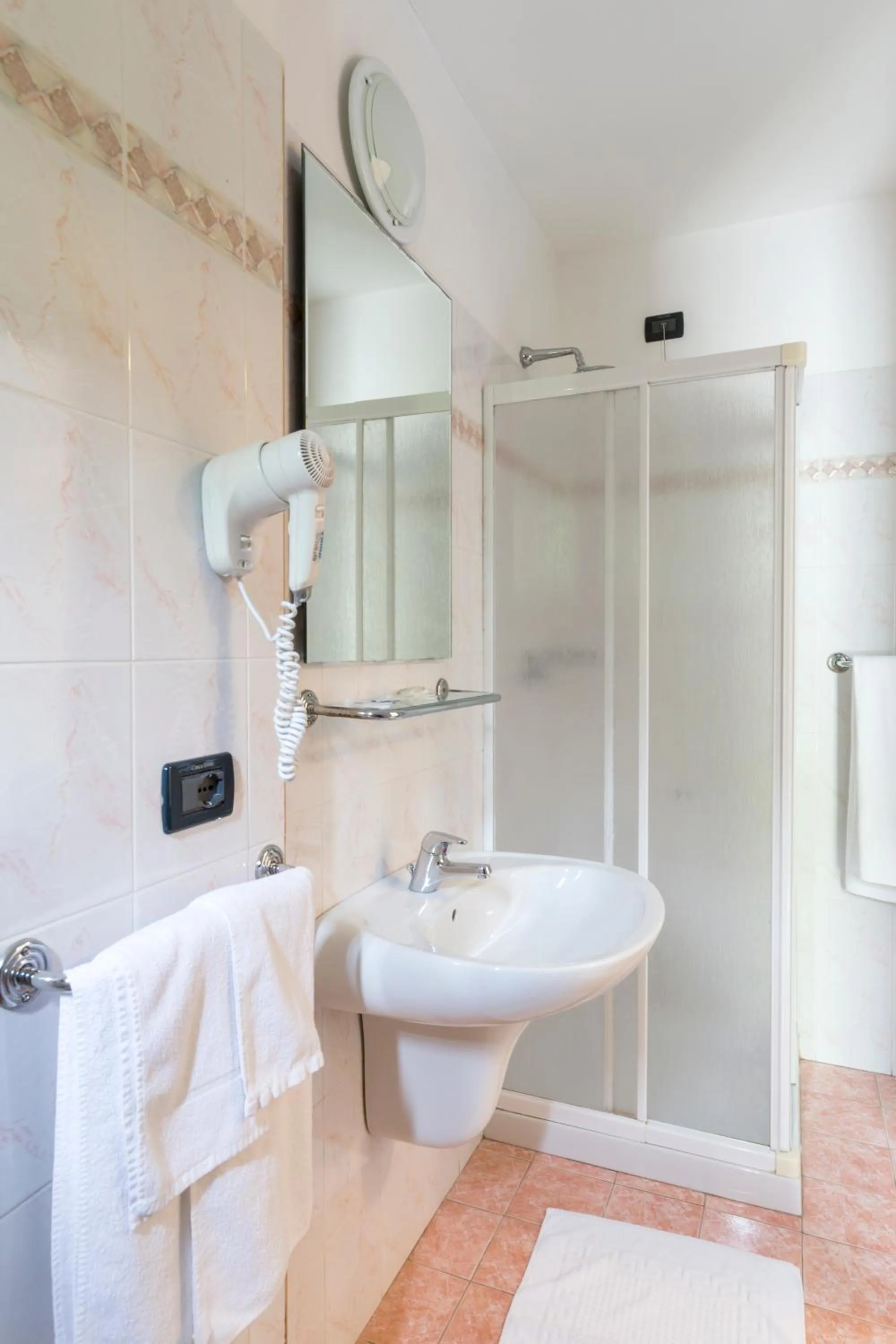 Bathroom in Hotel Conca Verde