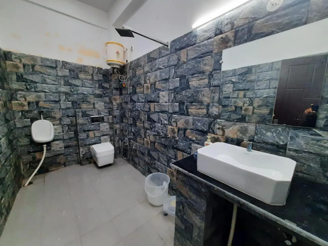 Bathroom in AK Residency