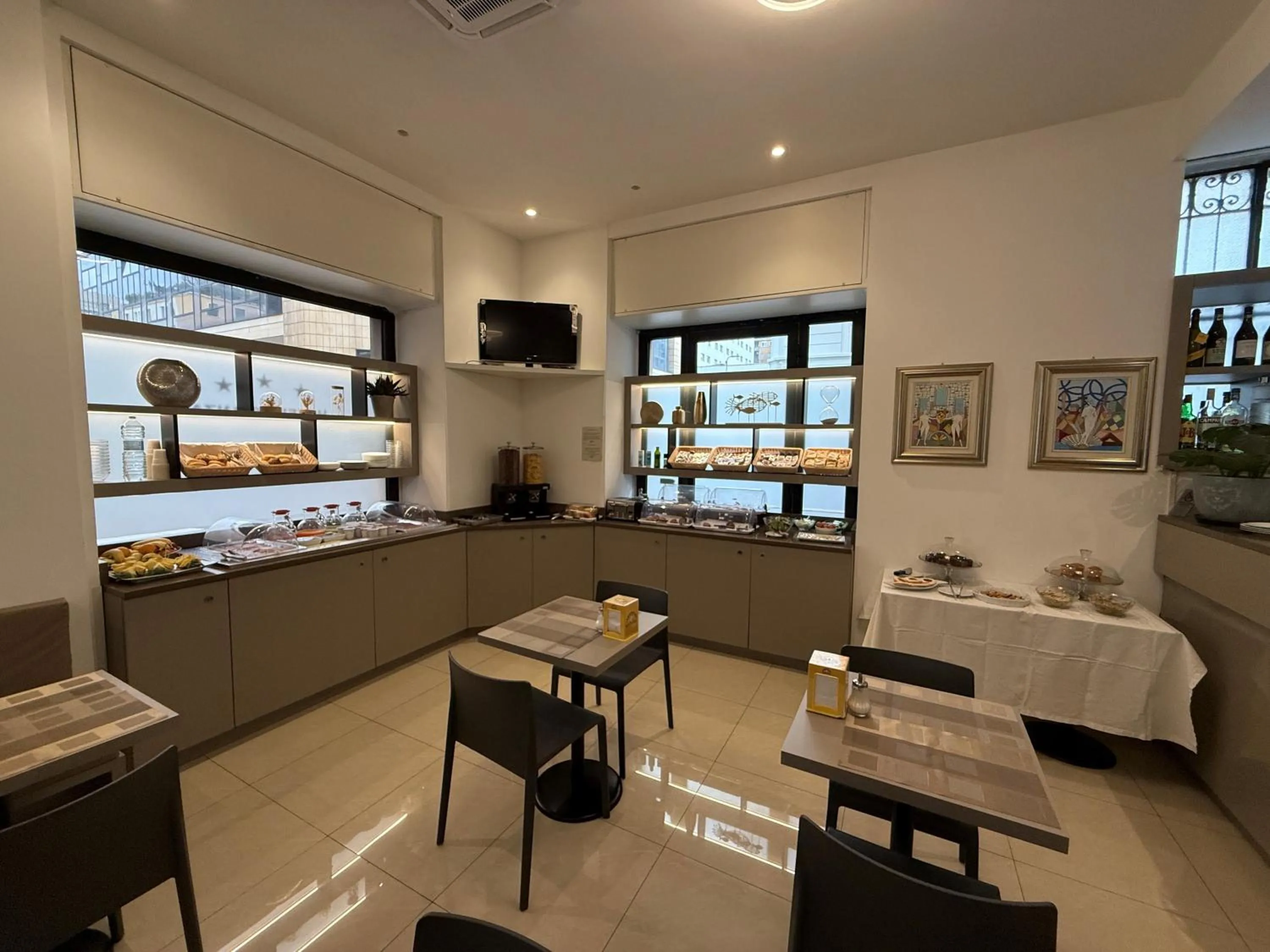 Breakfast in Hotel Brianza