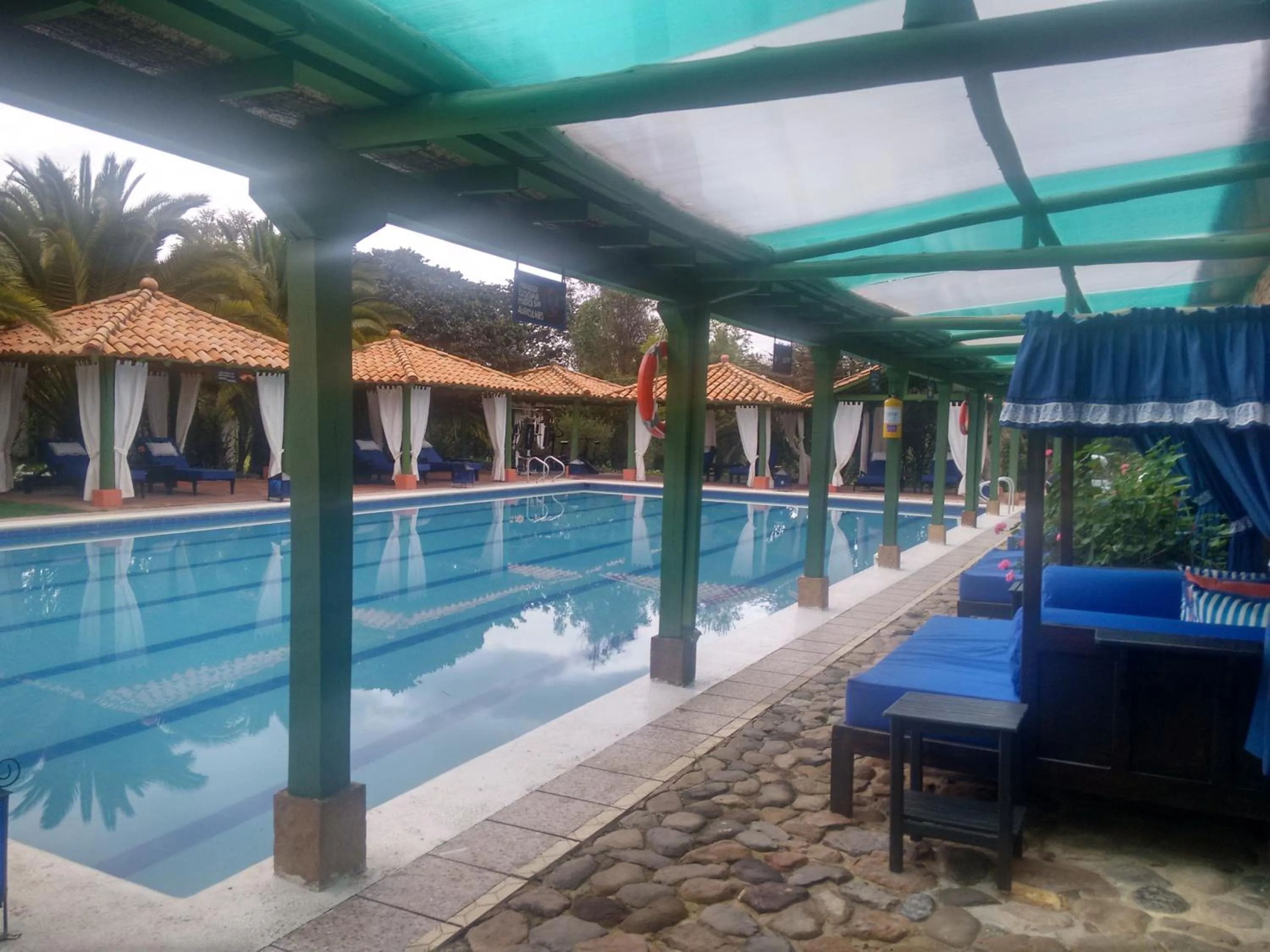 Swimming pool in Hotel Boutique Iguaque Campestre Spa & Ecolodge