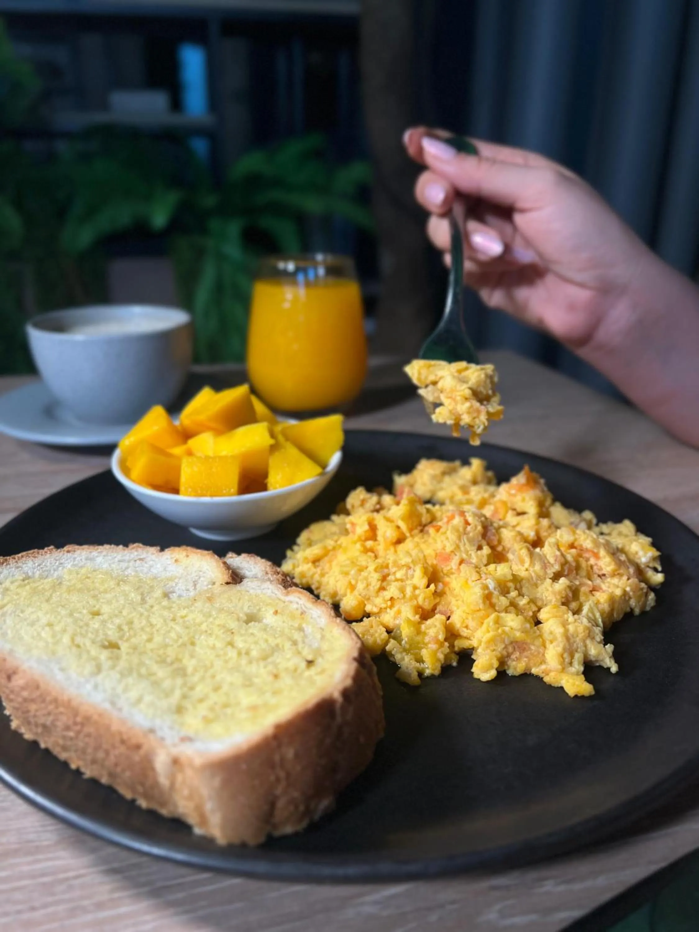 Breakfast in Royal Living Poblado