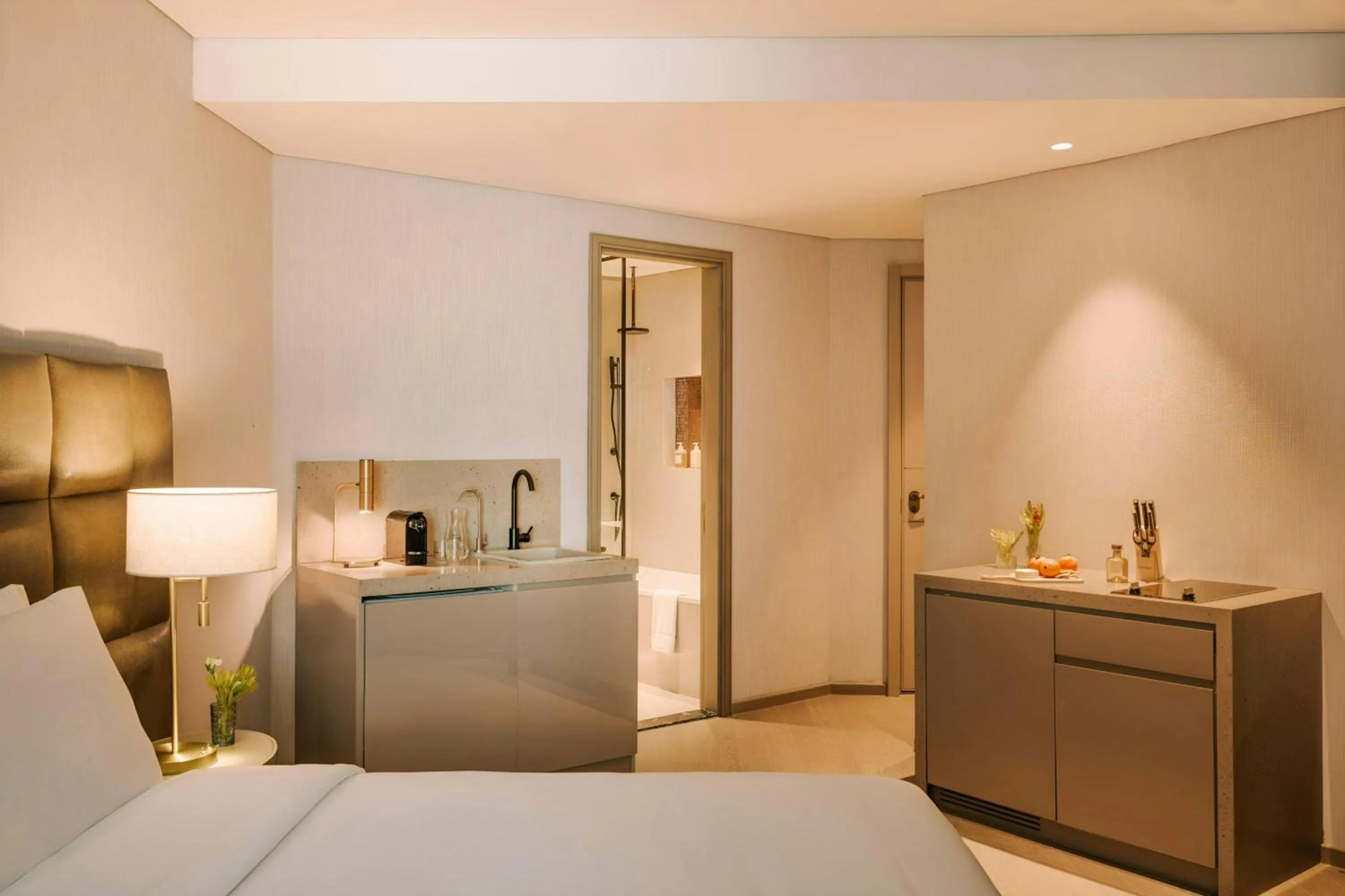 Bedroom, Bed in Sonder by Marriott Bonvoy Business Bay Apartments