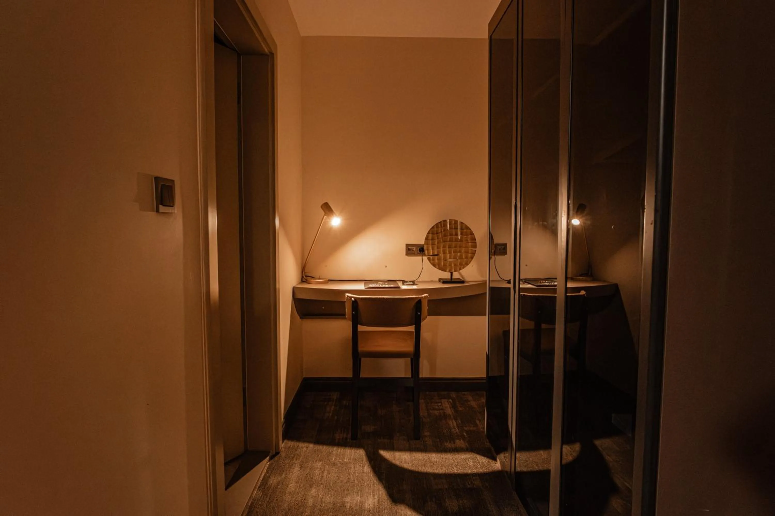 hair dresser in DARIC HOTELS