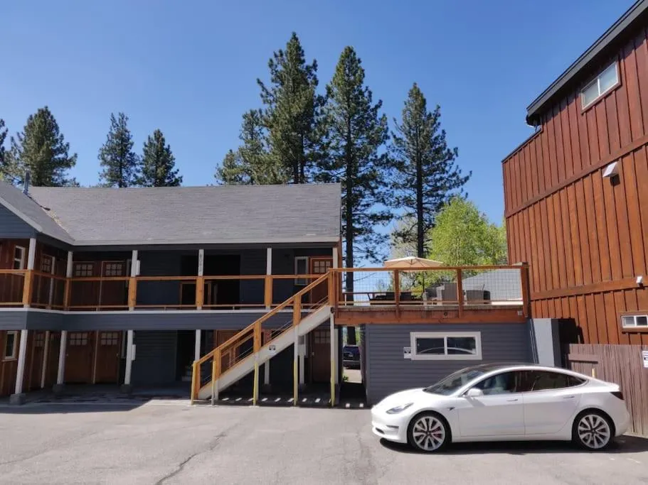 Lakeside Hotel room #6 in Kings Beach