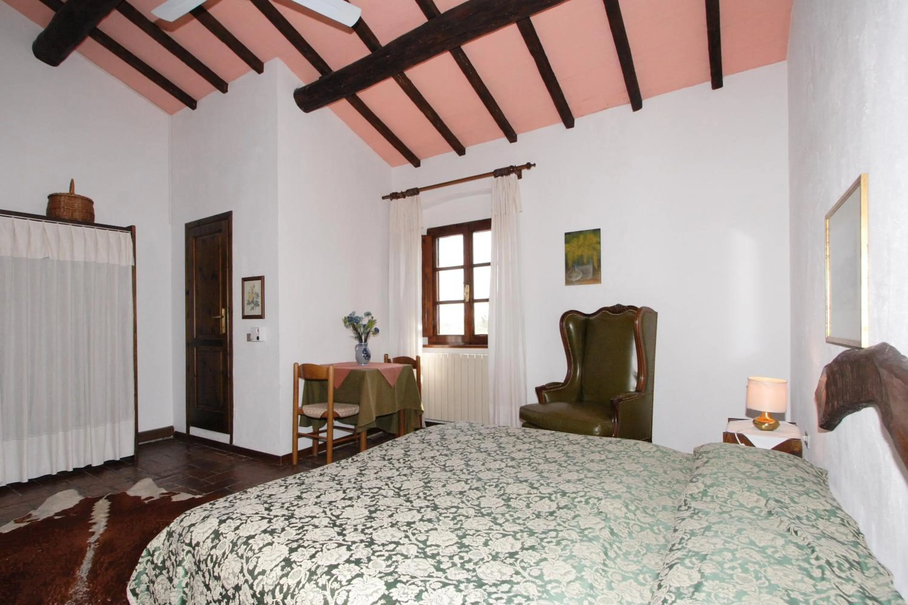 Bedroom, Bed in Campo Di Carlo