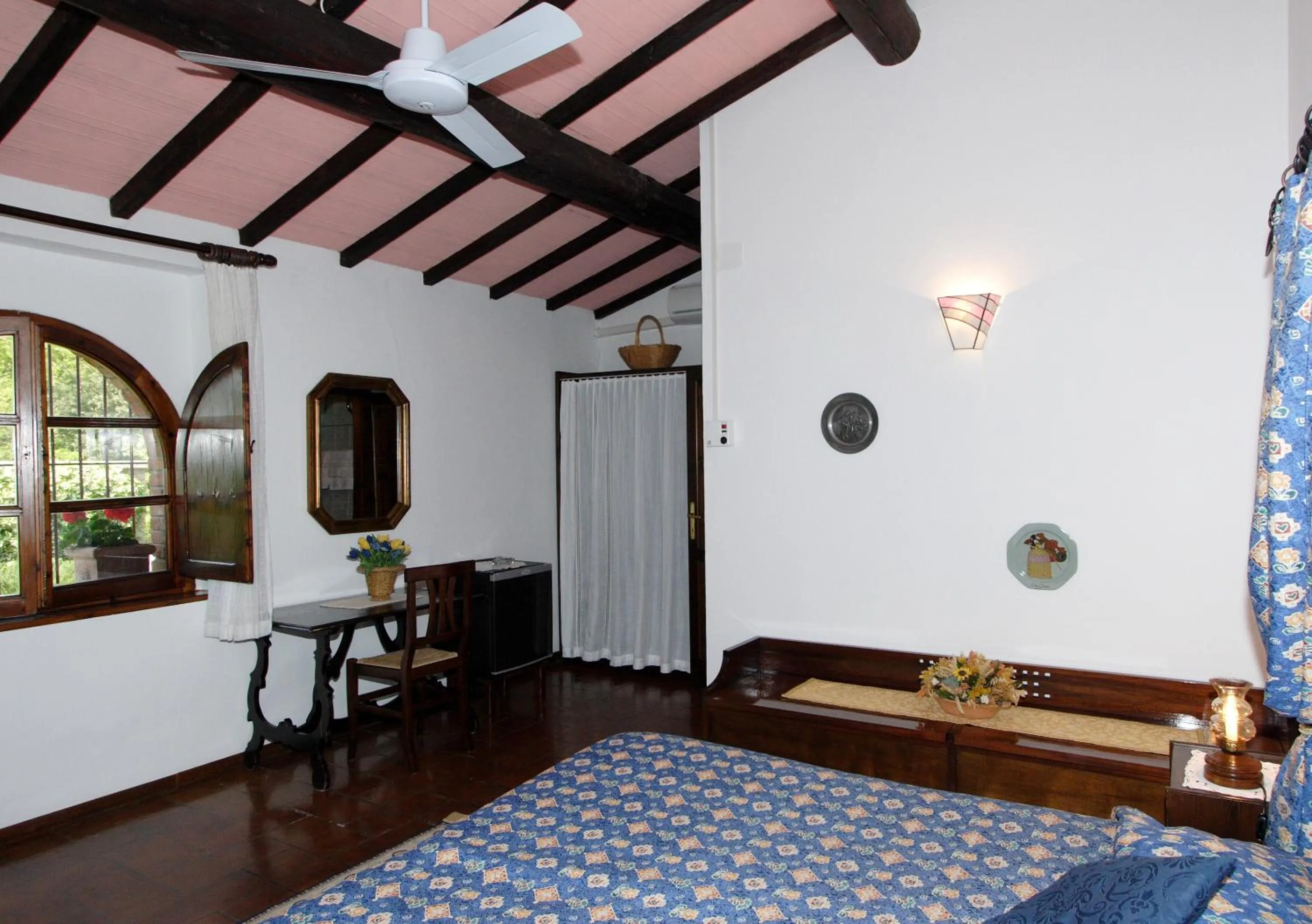 Bedroom, Bed in Campo Di Carlo