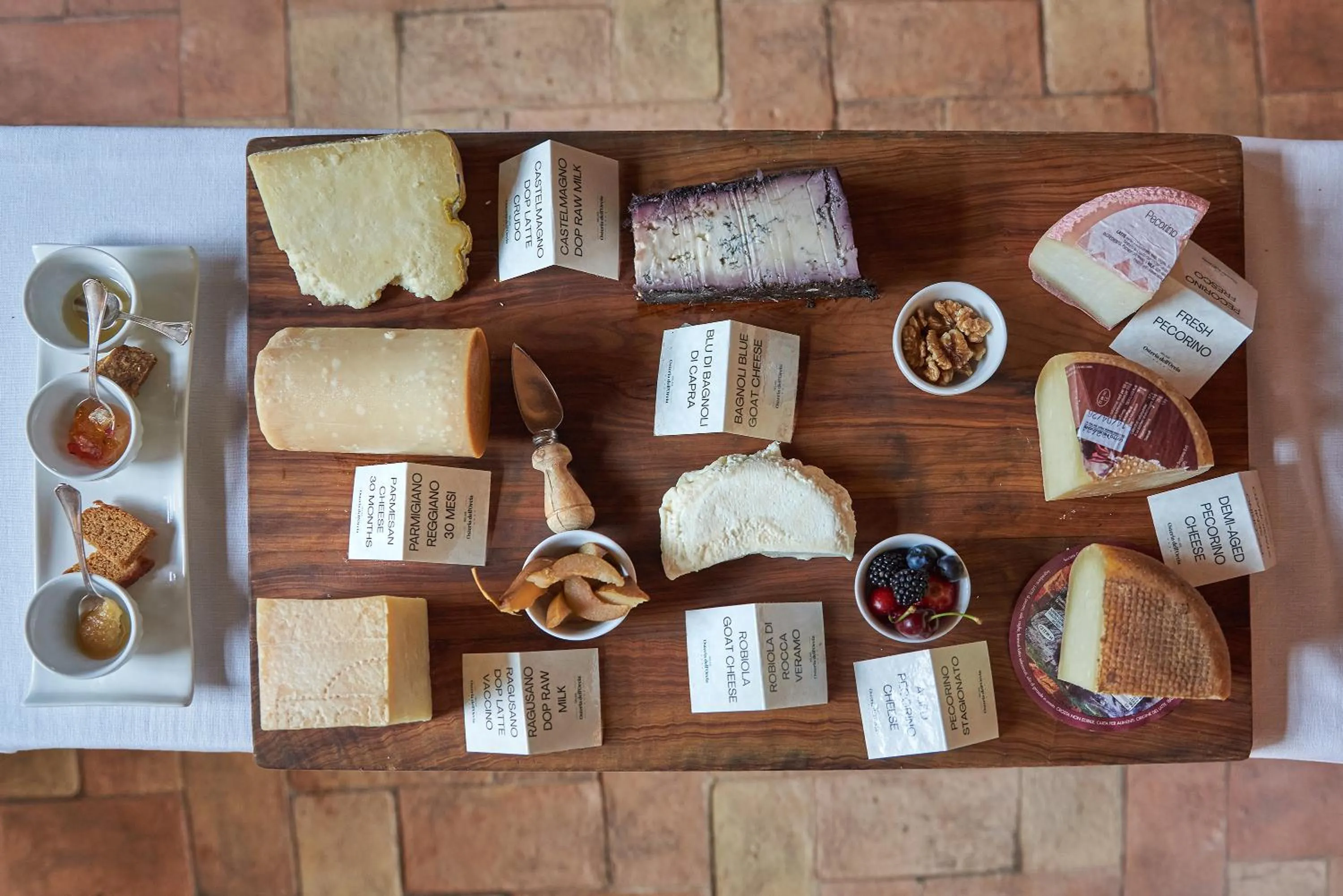 Restaurant/places to eat in Relais Osteria Dell'Orcia