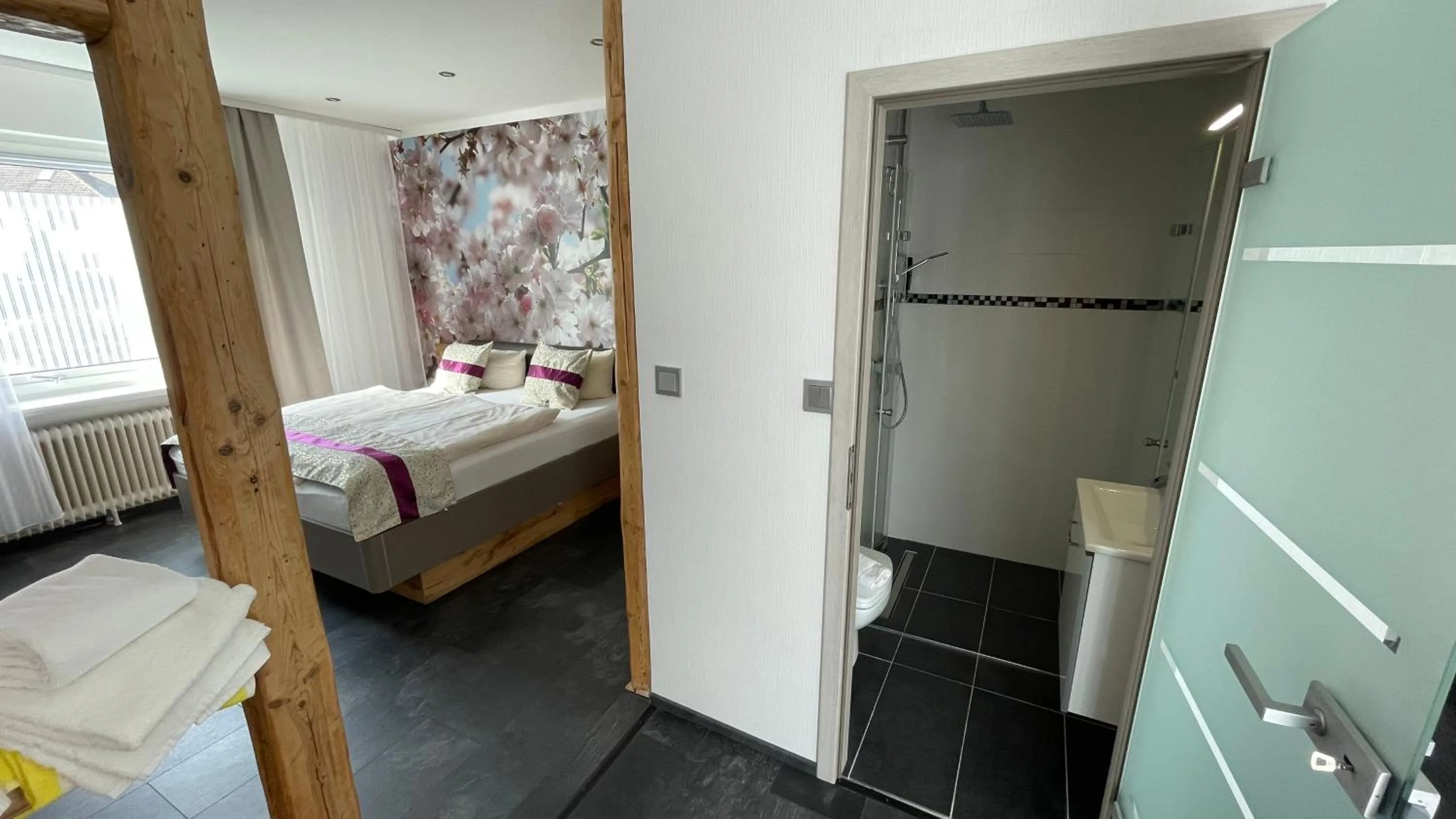 Bathroom, Bed in Hotel Paidion