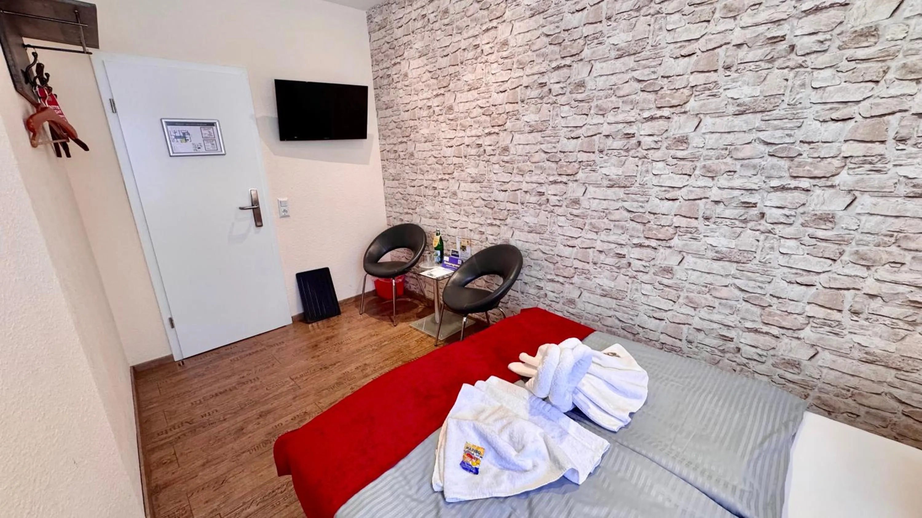 Photo of the whole room, Bed in Hotel Paidion