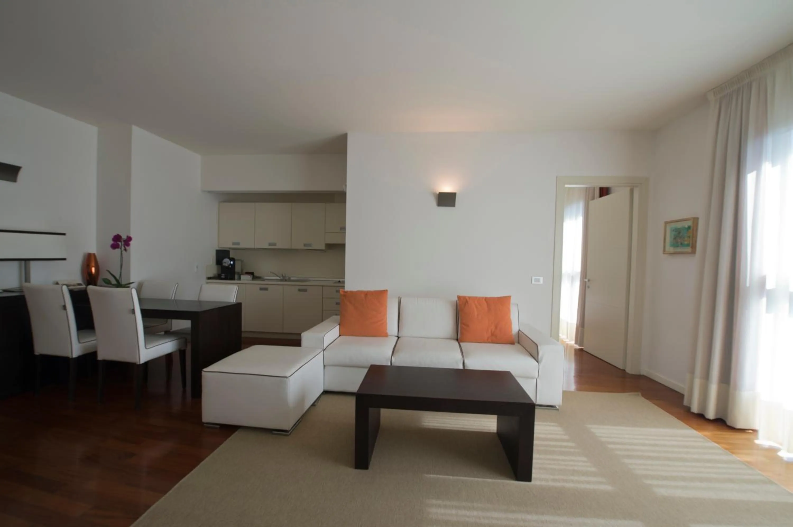 Kitchen or kitchenette in Eden Rock Resort