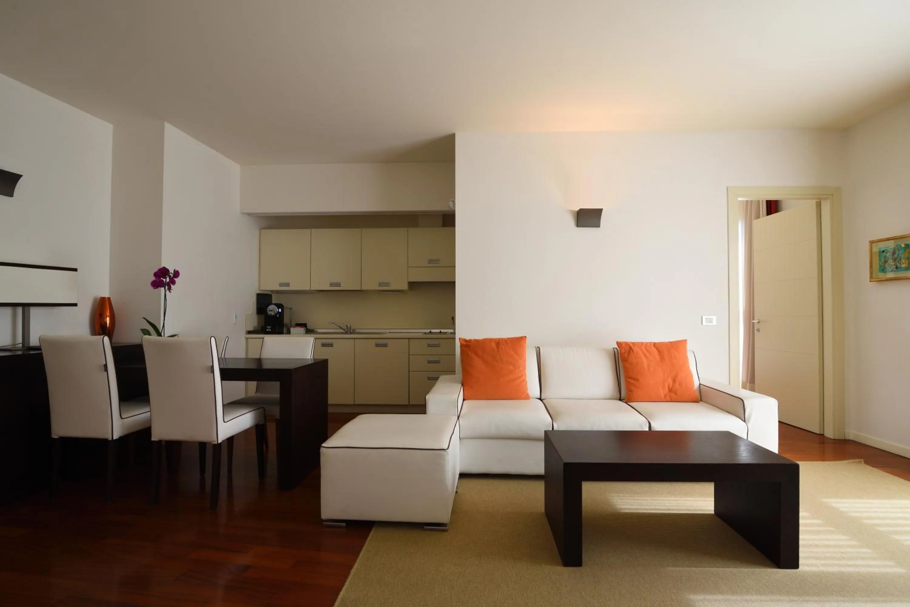 Kitchen or kitchenette in Eden Rock Resort