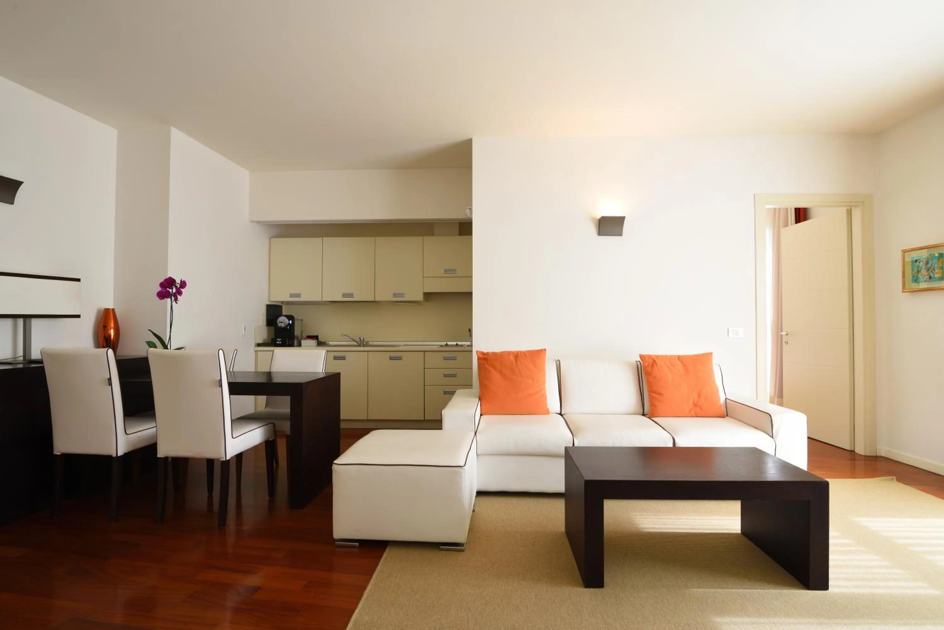 Kitchen or kitchenette in Eden Rock Resort