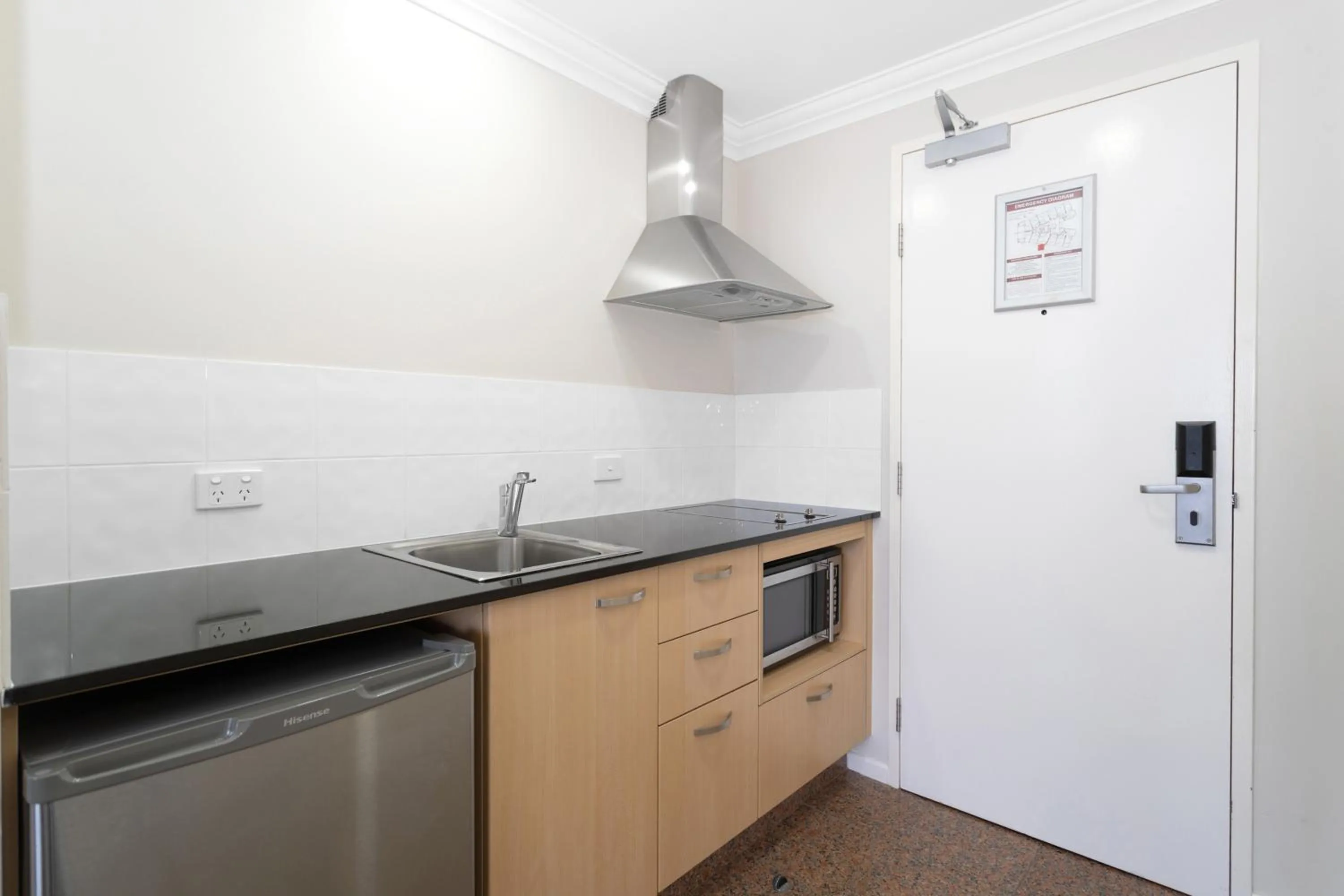 Kitchen or kitchenette in Mantra Mackay