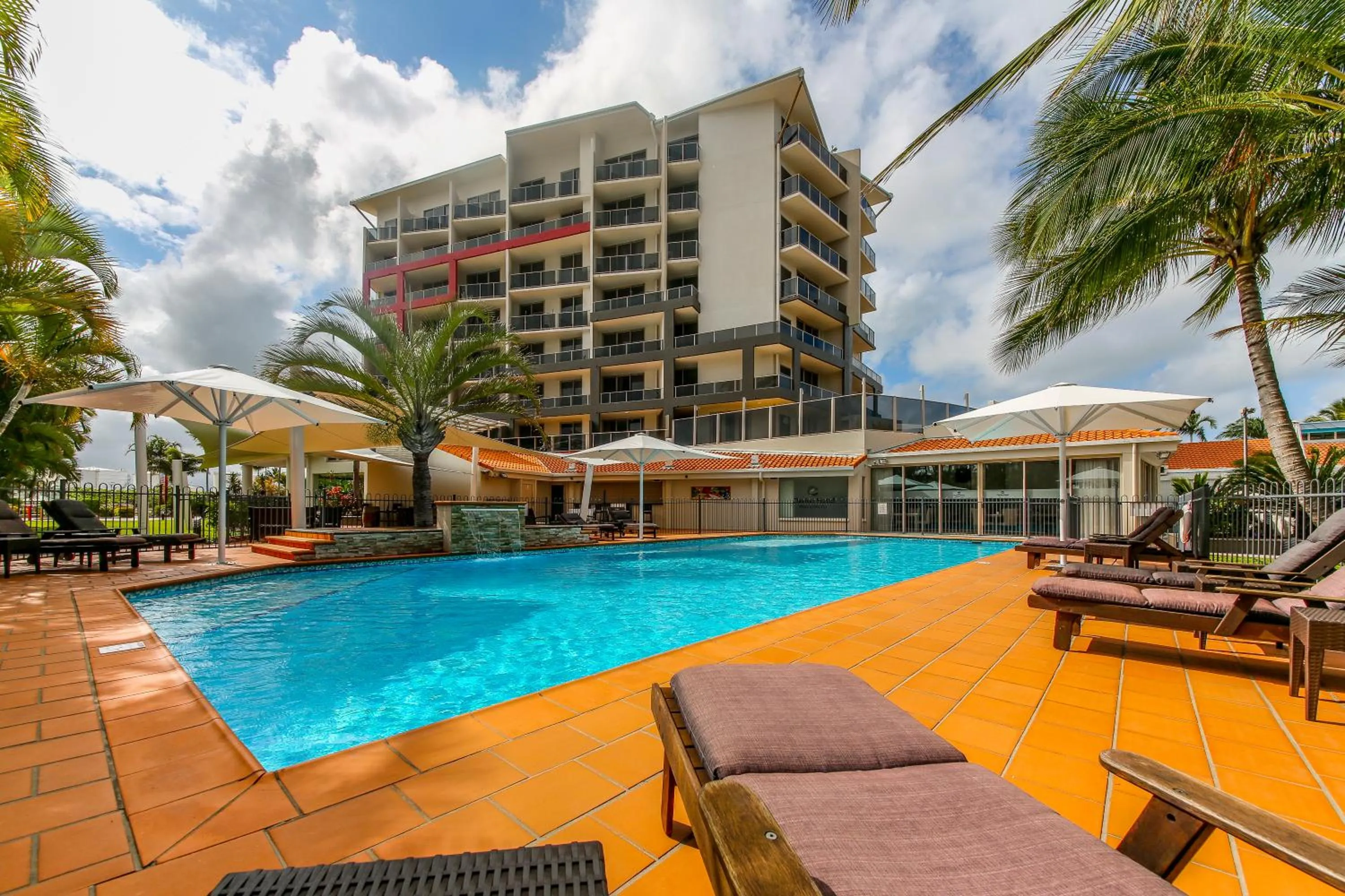 Property building in Mantra Mackay