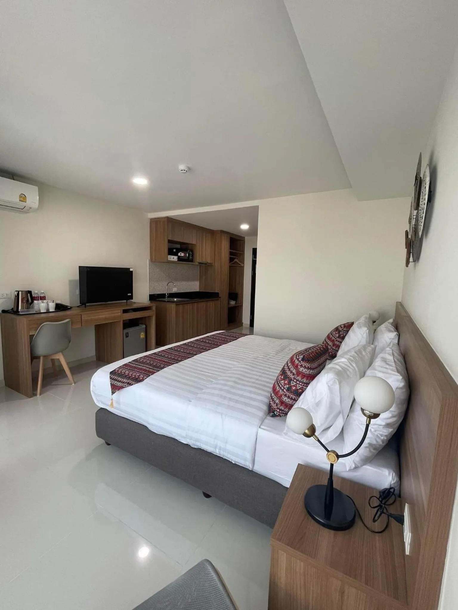 Photo of the whole room, Bed in Christella Hotel Laemchabang