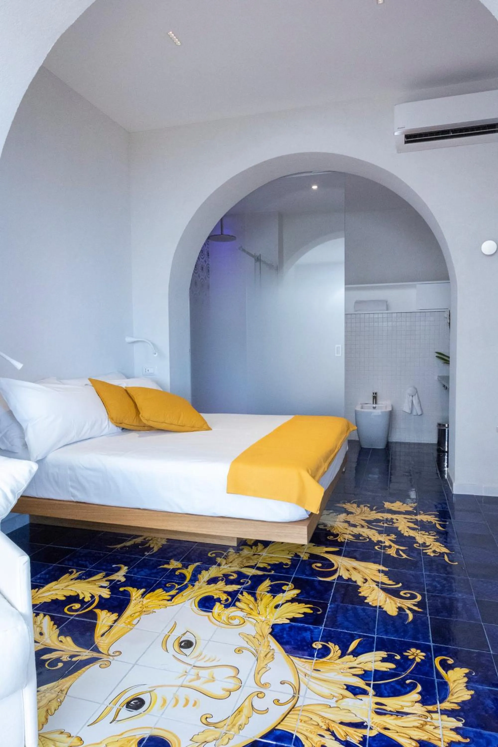 Bedroom, Bed in Decori Suites Amalfi Coast - Free Parking