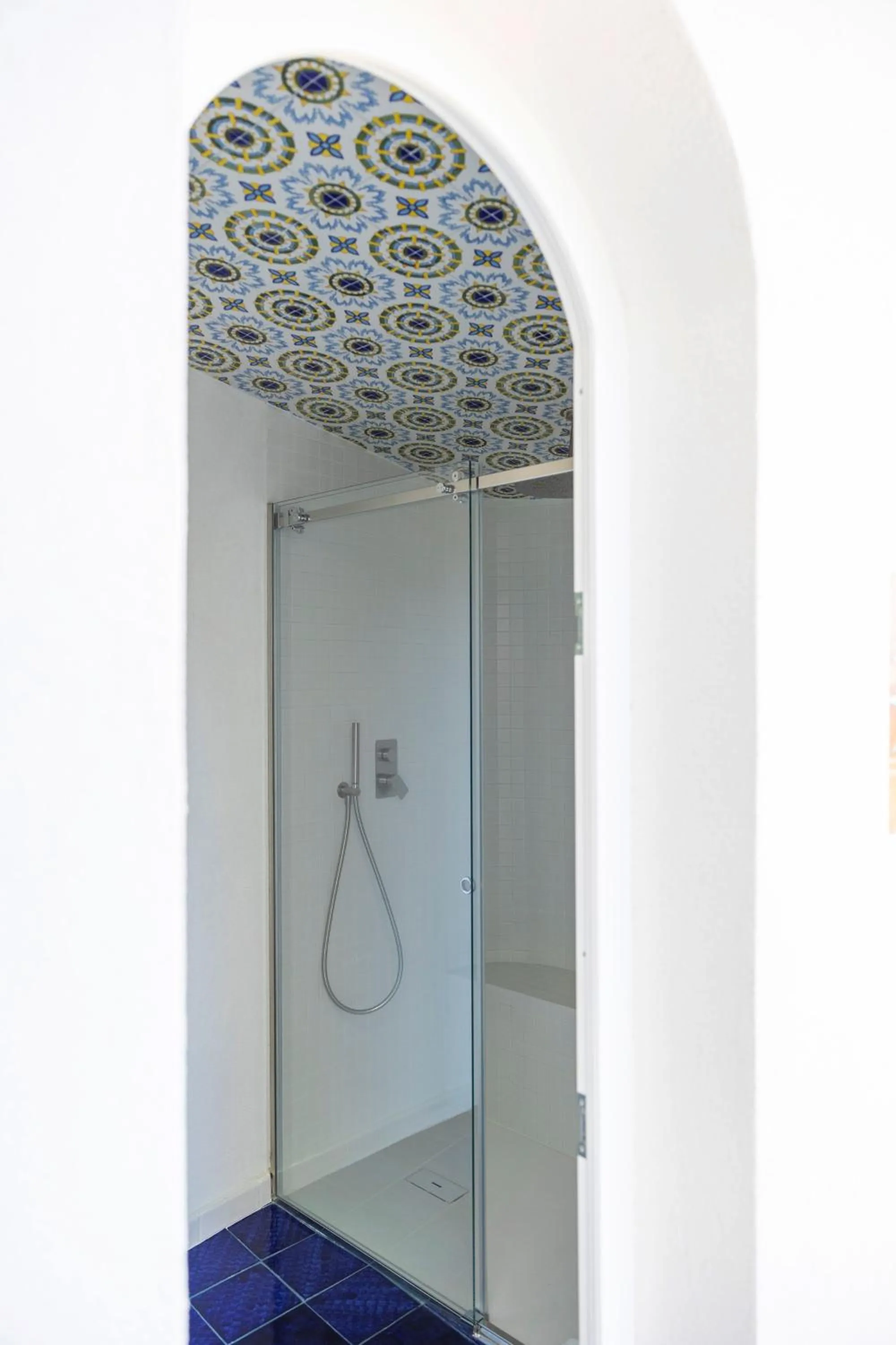 Bathroom in Decori Suites Amalfi Coast - Free Parking