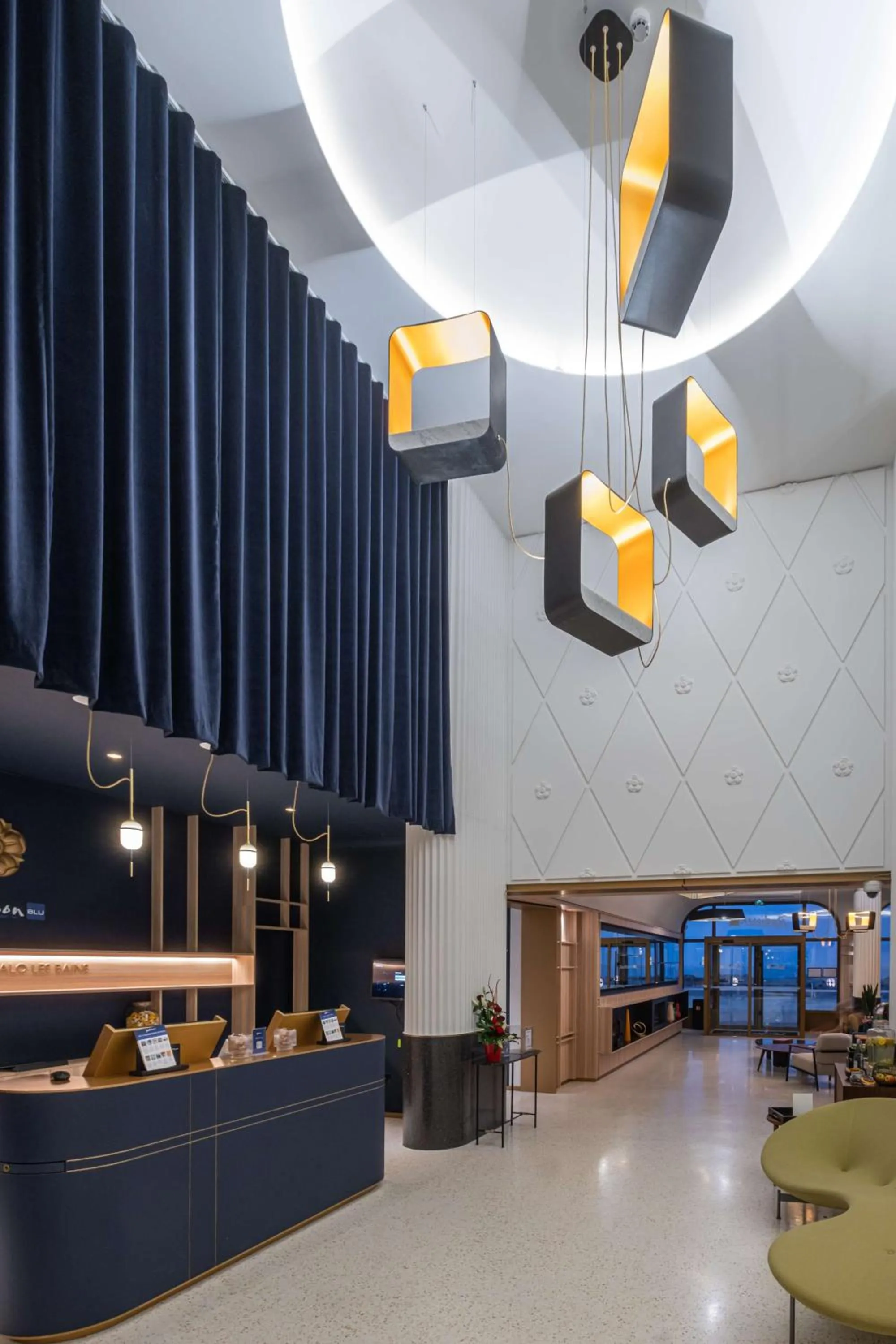 Lobby or reception in Radisson Blu Grand Hotel & Spa, Malo-Les-Bains